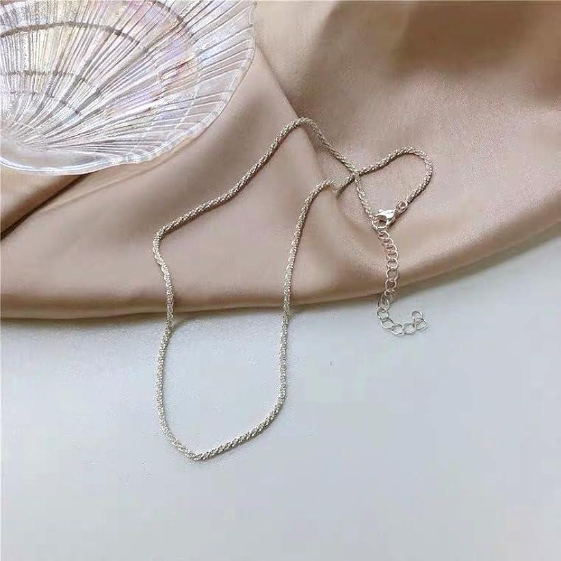 エムラインストアのネックレス レディース 高見え 白金色 シルバーカラー 女性 アクセサリー フォーマル 上品 シンプル お洒落 (シルバー, 中)｜アングル3