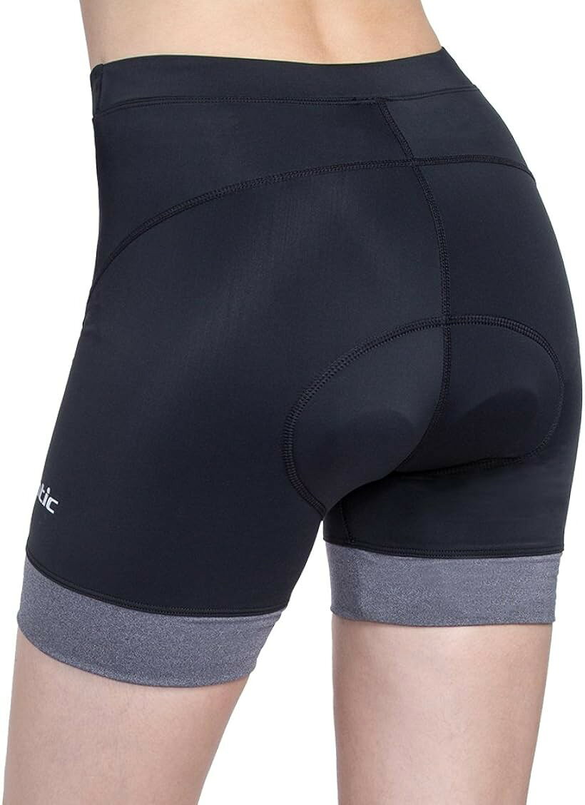 バリエーションコード : 2b8fdhlfid商品コード2b8fukt6lx商品名レディース サイクルパンツ レーサーパンツ サイクリング ショーツ 自転車 ロードバイク 3Dパッド付き SブランドSantic(サンティック)カラーブラックサイズ等Small・素材：82%ナイロン+18%スパンデックス・「柔軟性」柔軟性抜群の素材は自転車の乗車姿勢を最大限に取り入れベタリングの動きに、しなやかに伸縮します。・「吸汗速乾性」汗を素早く乾かし、不快なベタつきを抑えるだけではなく、汗による冷えから守り、ライド中パフォーマンス低下を防ぎます。・「サイクルパッド」女性のための専用設計の抗菌スポンジパッド、ムレの原因になりにくいよう、適切な溝、厚み、通気口を設けてあります。・「デザイン＆適用範囲」派手すぎないデザインはどんなトップスにも合わせやすいです。サイクリング以外にフィットネスバイク・ツーリング・乗馬等様々シーンで活躍していくれる逸品です。※ 他ネットショップでも併売しているため、ご注文後に在庫切れとなる場合があります。予めご了承ください。※ 品薄または希少等の理由により、参考価格よりも高い価格で販売されている場合があります。ご注文の際には必ず販売価格をご確認ください。※ 沖縄県、離島または一部地域の場合、別途送料の負担をお願いする場合があります。予めご了承ください。※ お使いのモニタにより写真の色が実際の商品の色と異なる場合や、イメージに差異が生じることがあります。予めご了承ください。※ 商品の詳細（カラー・数量・サイズ 等）については、ページ内の商品説明をご確認のうえ、ご注文ください。※ モバイル版・スマホ版ページでは、お使いの端末によっては一部の情報が表示されないことがあります。すべての記載情報をご確認するには、PC版ページをご覧ください。＊ブランド：Santic＊「」お尻の形にしなやかにフィットしどんな乗車姿勢もちゃんと対応できる立体構造です。サイクリング以外にフィットネスバイク・ツーリング・乗馬等様々シーンで活躍していくれる逸品です。動きやすさを重視する伸縮性の良い素材を採用しているので、窮屈感なく体にフィットし、どんな動きでも自由で楽々です。3Dスポンジパッドは緩衝層として空気穴が加工されたので、長時間の走行でも衝撃を吸収してお尻の痛みが軽減されます。「洗い方」1.水温30℃を限度に、手洗いすることをご推奨します。（洗濯機使用禁止）2.中性洗剤を使用してください。柔軟剤と漂白剤を使用禁止です。3.ドライクリーニングとブラシ洗いは禁止です、色落ちする物と一緒に洗わないでください。4.アイロン仕上げとタンブル乾燥は禁止で、軽く手絞りで脱水してから、つり干しで干してください。「ご注意」1.サイズ情報は参考用です。1-3cm程度の誤差が出る場合がございます。（サイズ表は左上の商品画像よりご確認頂けます）2.体型には個人差がありますのであくまで参考程度でご判断ください。少し緩めたい場合は一つ大きいサイズを選ぶことをお勧めです。3.写真撮影時の照明の具合やパソコン画面の設定等の関係で、色や素材感が現物とは異なる場合がございます。あらかじめご了承ください。