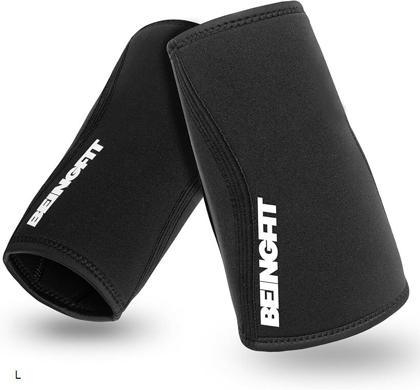 購入前に必ずサイズチャートをご確認ください。正しいサイズでフィット感を得られます。「簡単着脱」独自の短め設計で、従来の長いタイプの エルボースリーブ 筋トレ よりも着脱が簡単。トレーニング後の肘のパンプアップ時でも手軽に外せます。「ピンポイントサポート」肘関節を集中的にサポートする設計で、必要な箇所のみを的確に保護します。「快適なフィット感」厚さ5mmのネオプレン素材が肘を優しく包み込み、適度な圧迫感でパフォーマンス向上をサポートします。「3サイズ展開」S・M・Lのサイズバリエーションを揃え、あらゆるユーザーの肘にジャストフィットします。「トレーニング効率UP」肘への負担を軽減し、筋トレ ひじサポーター としてベンチプレス、ショルダープレス、チェストプレス等の多様なエクササイズで効果的に使用可能です。※ 他ネットショップでも併売しているため、ご注文後に在庫切れとなる場合があります。予めご了承ください。※ 品薄または希少等の理由により、参考価格よりも高い価格で販売されている場合があります。ご注文の際には必ず販売価格をご確認ください。※ 沖縄県、離島または一部地域の場合、別途送料の負担をお願いする場合があります。予めご了承ください。※ お使いのモニタにより写真の色が実際の商品の色と異なる場合や、イメージに差異が生じることがあります。予めご了承ください。※ 商品の詳細（カラー・数量・サイズ 等）については、ページ内の商品説明をご確認のうえ、ご注文ください。※ モバイル版・スマホ版ページでは、お使いの端末によっては一部の情報が表示されないことがあります。すべての記載情報をご確認するには、PC版ページをご覧ください。