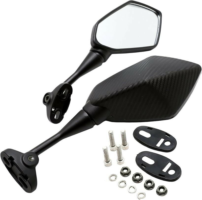 バリエーションコード : 2b89kcopwv商品コード2b89kc0kv3商品名互換品nakira バイク用ミラー カウル 左右セット CBR250R CBR600RR nkr974 カーボン柄ブランドナキラ(Nakira)カラーカーボン柄スクエアタイプでスッキリしたシルエットです。スーパースポーツ、レプリカタイプのバイクカスタムミラー。汎用品のため、ネジサイズ、取り付け幅が合えば取付可能。転倒などのミラー破損時の交換にも最適。参考対応車種CBR250R CBR400R CBR600RR CBR125R CB400SB YZF-R125 ホーネット600 CBR954 Ninja400 VFR800 など＊汎用のため加工が必要な場合があります。※ 他ネットショップでも併売しているため、ご注文後に在庫切れとなる場合があります。予めご了承ください。※ 品薄または希少等の理由により、参考価格よりも高い価格で販売されている場合があります。ご注文の際には必ず販売価格をご確認ください。※ 沖縄県、離島または一部地域の場合、別途送料の負担をお願いする場合があります。予めご了承ください。※ お使いのモニタにより写真の色が実際の商品の色と異なる場合や、イメージに差異が生じることがあります。予めご了承ください。※ 商品の詳細（カラー・数量・サイズ 等）については、ページ内の商品説明をご確認のうえ、ご注文ください。※ モバイル版・スマホ版ページでは、お使いの端末によっては一部の情報が表示されないことがあります。すべての記載情報をご確認するには、PC版ページをご覧ください。＊商品概要・バイク用ミラー カスタム カウルミラー 左右セット 汎用 カーボン柄・スクエアタイプでスッキリしたシルエットです。・スーパースポーツ、レプリカタイプのバイクカスタムミラー。・汎用品のため、ネジサイズ、取り付け幅が合えば取付可能。・転倒などのミラー破損時の交換にも最適。左右セット（2本）サイズ：ミラー部: 縦 約96mm 横 約173mmミラー取付部 ビス穴 約30-41mm（片側が長穴で調整可能）ビス穴径はM6ネジサイズ＊参考対応車種・CBR125R CB400SB YZF-R125 ホーネット600 CBR954 Ninja400 VFR800 など＊汎用のため加工が必要な場合があります。＊その他・輸入品のため、製造時、輸送時の傷などがつく場合があります。・取付部にバリ加工など必要な場合があります。・初期状態でステー部分が逆向きの場合があります。・360°回る構造のため、車種に合わせて回して調整ください。・車種によりますがアタッチメントのネジを外し、逆向きにつけることも可能です。・汎用商品のため、車種の構造に合わせてご利用ください。