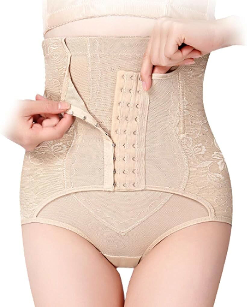 バリエーションコード : 2b68jc1cd3商品コード2b68jqh8t9商品名コルセット ガードル 下着 パンツ ショーツ レディース ウエストニッパー ヒップアップ ハイウエスト 産後 くびれ L ベージュブランドAngelMoon(エンジェルムーン)カラーベージュサイズ等L伸縮素材と3段ホックで、しっかりホールドなのに苦しさキツさ激減の、着心地快適な女性用補正下着(コルセット)です。復元性とホールド力が高い、ワイヤー製ボーンが、腰をしっかり支えます。お腹をしっかりホールドしてくれます。がっちり締め付けたくない時、リラックスしたい時、お休み前や睡眠時に、ほどよい締め付け感が心地良い、夜用・普段使いに便利なガードル（同色）を1枚プレゼントいたします。腰部分にプラ材の骨が入っているので、優しくしなやかにお腹や腰を支えてくれます。※ 他ネットショップでも併売しているため、ご注文後に在庫切れとなる場合があります。予めご了承ください。※ 品薄または希少等の理由により、参考価格よりも高い価格で販売されている場合があります。ご注文の際には必ず販売価格をご確認ください。※ 沖縄県、離島または一部地域の場合、別途送料の負担をお願いする場合があります。予めご了承ください。※ お使いのモニタにより写真の色が実際の商品の色と異なる場合や、イメージに差異が生じることがあります。予めご了承ください。※ 商品の詳細（カラー・数量・サイズ 等）については、ページ内の商品説明をご確認のうえ、ご注文ください。※ モバイル版・スマホ版ページでは、お使いの端末によっては一部の情報が表示されないことがあります。すべての記載情報をご確認するには、PC版ページをご覧ください。＊サイズは商品画像、商品説明に記載しております。＊海外製の為、日本の一般的なサイズ感と異なる場合がございます。ご購入いただく際は、サイズ表をご確認くださいませ。＊ガードルはあくまでプレゼント（おまけ）です。＊ガードルに表記されているサイズと、コルセットに表記されているサイズが違う場合がございますが、コルセットの対応体重や寸法に合わせてパッキングしていますので不良や検品ミスではありません。「詳細」カラー：ベージュ、ブラックメイン素材：ポリエステルなどセット内容：コルセット、おまけガードル