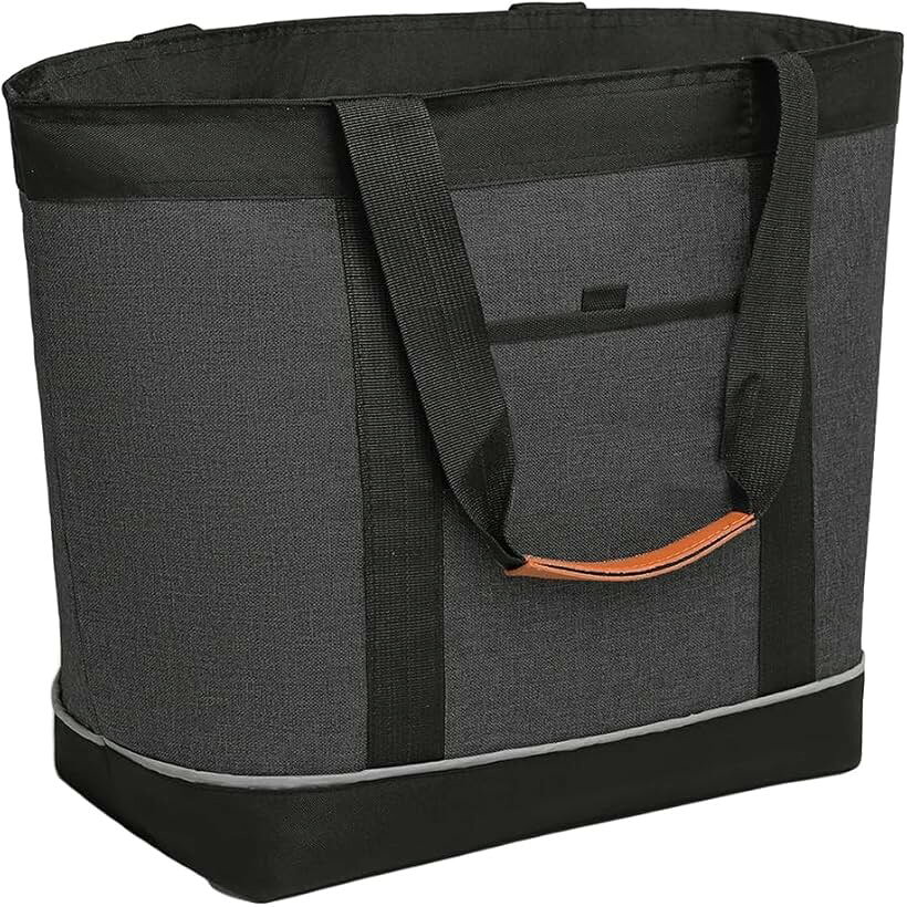 バリエーションコード : 2b9fhd6uo2商品コード2b9fh4yj3n商品名クーラーバッグ 保冷保温 トートバッグ ソフトクーラー エコバッグ 大容量 防水 ブラックブランドFUPUTWOカラーブラックお出掛けに便利な大容量のクーラーバッグです。クーラーボックスより軽量で、シンプルなデザインのため男女問わず使用できます。防水仕様でレジャーシーンなど多目的に使用できる保冷保温トートバッグです。大きく開く間口で、商品の出し入れがしやすくストラップ付ファスナーで開閉しやすいエコバッグです。肩にかけやすい長めのショルダーで、持ち手はPUになっているので疲れにくいソフトクーラーです。生鮮食品、飲み物やお弁当などを長時間保冷保温でき、鮮度保ったまま運べます。荷物が多くなる行事、運動会、アウトドアや普段のショッピングバッグ、エコバッグとしてもおすすめのトートバッグです。オックスフォード生地なので丈夫で傷もつきにくく、お手入れもしやすいです。マチもたっぷりあるので自立します。バイカラーで誰でも使いやすいクーラーバッグです。フロントにポケットがあり携帯も入り便利です。「カラー」グレー、ブラック、ネイビー「材質」ポリエステル（オックスフォード生地）、内側ポリエチレン「サイズ」長さ（上部50.8cm、下部30.5cm）x高さ38cmx幅20.3cm「重量」400g※ 他ネットショップでも併売しているため、ご注文後に在庫切れとなる場合があります。予めご了承ください。※ 品薄または希少等の理由により、参考価格よりも高い価格で販売されている場合があります。ご注文の際には必ず販売価格をご確認ください。※ 沖縄県、離島または一部地域の場合、別途送料の負担をお願いする場合があります。予めご了承ください。※ お使いのモニタにより写真の色が実際の商品の色と異なる場合や、イメージに差異が生じることがあります。予めご了承ください。※ 商品の詳細（カラー・数量・サイズ 等）については、ページ内の商品説明をご確認のうえ、ご注文ください。※ モバイル版・スマホ版ページでは、お使いの端末によっては一部の情報が表示されないことがあります。すべての記載情報をご確認するには、PC版ページをご覧ください。