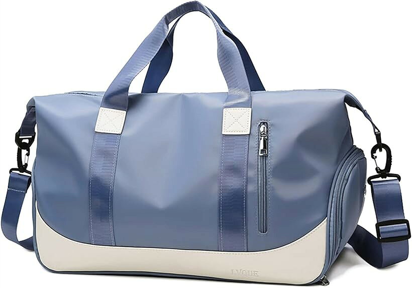 バリエーションコード : 2b21i9npgy商品コード2b2k1jrn8n商品名スポーツバッグ ジムバック 旅行バッグ ボストンバッグ シューズ収納 大容量 4way メンズ レディース ユニセックス 乾湿分離 アウトドア ゴルフバッグ 機内持込 水泳バッグ ダッフルバッグ トラベルバッグブランドRIMINAカラーブルー「選べるカラー」 豊富なカラーバリエーションから、お気に入りの1色をお選び頂けます。カラーはメンズ・レディース・ユニセックスにお使い頂ける、ピンク・ピンクパープル・レッドパープル・パープル・ブラック・ブルー・ライトブルー・グリーンの8色。男性にも女性にも合う豊富なカラーバリエーションからご選択下さい。「4WAYで使い方色々」 手持ち・斜め掛け・肩掛け・キャリーオンと4wayの使い方が可能です。取外し・調整可能のショルダーベルトは肩に負担を掛けづらい幅で、肩掛け・斜め掛けで長時間背負っても快適です。またキャリーバッグに固定出来る仕様にもなっております為、ライフスタイルに合わせた様々な使い方が可能です。「収納機能」 メイン収納部の中には、ファスナーポケットと2つのオープンポケットを設置。ファスナーポケットは乾湿分離仕様で浸水しない為、濡れたタオルや洗面用品を入れるのにも最適です。バッグの外側にもファスナーポケットが2つ付いていますので、バッグを開けずに小物の収納をする際にも便利です。またバッグの側面には透気孔付きシューズ収納があり、靴の持ち運びや荷物の種類を分けたい時にも活躍します。「キャリーオンバッグ機能」 キャリーオンバッグとしてキャリーバッグ、スーツケースに固定可能。バッグ背面にはスーツケース固定用の加工がされており、簡単にスーツケースに設置可能なので、長期間の旅行時にはサブバッグとして、短い旅行の時にはこのバッグのみでと旅行の期間において使い分けできてとても便利。「様々なシーンで活躍」 スポーツバッグ・ジムバッグ・水泳バッグ・ダッフルバッグとしてゴルフ、サッカー、野球、バスケットボール、バレーボール、ラグビーなどのスポーツでの試合や練習やスポーツジム、アウトドアでも大活躍。2～3日の小旅行用のボストンバッグ・ダッフルバッグ・旅行バッグ・トラベルバッグとして出張にも最適で、機内持込OK。あなたの旅行やスポーツに、きっとお役に立ちます。「サイズ・素材」 製品サイズ：幅47x高さ25xマチ22cm、重さ:480g、素材：耐久性・撥水効果の高い、高密度ナイロンオックスフォード生地を採用しているので急な雨でも安心。生地は上品な光沢があり、傷もつきにくく、シワも出来にくいです。防汚性もあり汚れた場合もお手入れが簡単で、水で手洗い可能です。（洗濯機不可）※ 他ネットショップでも併売しているため、ご注文後に在庫切れとなる場合があります。予めご了承ください。※ 品薄または希少等の理由により、参考価格よりも高い価格で販売されている場合があります。ご注文の際には必ず販売価格をご確認ください。※ 沖縄県、離島または一部地域の場合、別途送料の負担をお願いする場合があります。予めご了承ください。※ お使いのモニタにより写真の色が実際の商品の色と異なる場合や、イメージに差異が生じることがあります。予めご了承ください。※ 商品の詳細（カラー・数量・サイズ 等）については、ページ内の商品説明をご確認のうえ、ご注文ください。※ モバイル版・スマホ版ページでは、お使いの端末によっては一部の情報が表示されないことがあります。すべての記載情報をご確認するには、PC版ページをご覧ください。