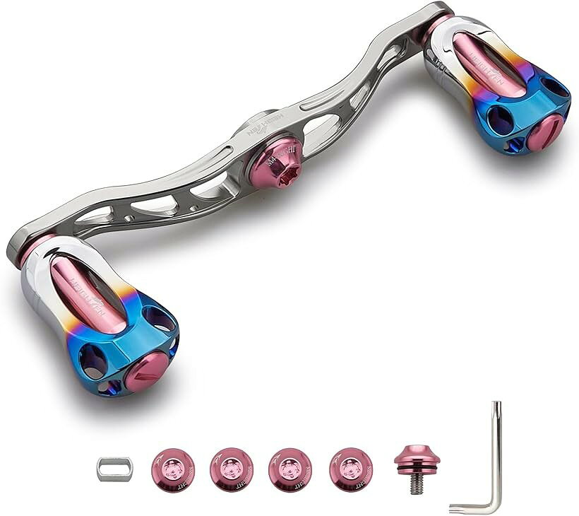 バリエーションコード : 2bjinjyln9商品コード2bufuw5jou商品名リール ハンドル 22mm ノブ搭載 シマノ SHIMANO ダイワ DAIWA アブ Abu 通用 ベイトリール 用 Aurora Series 225ブランドHEIGHTENカラー105mm - ガンメタル＆桜ピンク「特徴」軸芯距離88/90/115mmアルミニウムハンドル。22mm焼き色ノブ、指先接触面に合わせる設計、力入りやすい、握る感抜群、握る感アップ。「サイズ」ハンドル軸心距離88mm/90mm/105mm/115mm、ノブ直径22mm 「総重」36g/34.5g/38g/39g「素材」70航空アルミ。「88mm/115mm付属」4x7mmセンターナット2個、5x8mmセンターナット2個、DAIWA STEEZセンターナット1個、6角ワッシャー 6個(取付部4x7mm、5x8mm)、梅レンチ1個。「90mm付属」4x7mmセンターナット2個、5x8mmセンターナット2個、DAIWA STEEZセンターナット1個、転換スリーブ1個、レンチ1個。「適応機種」取付部4x7mm、5x8mmのDAIWA， SHIMANO， ABU GARCIAのベイトリールに適用。※ 他ネットショップでも併売しているため、ご注文後に在庫切れとなる場合があります。予めご了承ください。※ 品薄または希少等の理由により、参考価格よりも高い価格で販売されている場合があります。ご注文の際には必ず販売価格をご確認ください。※ 沖縄県、離島または一部地域の場合、別途送料の負担をお願いする場合があります。予めご了承ください。※ お使いのモニタにより写真の色が実際の商品の色と異なる場合や、イメージに差異が生じることがあります。予めご了承ください。※ 商品の詳細（カラー・数量・サイズ 等）については、ページ内の商品説明をご確認のうえ、ご注文ください。※ モバイル版・スマホ版ページでは、お使いの端末によっては一部の情報が表示されないことがあります。すべての記載情報をご確認するには、PC版ページをご覧ください。