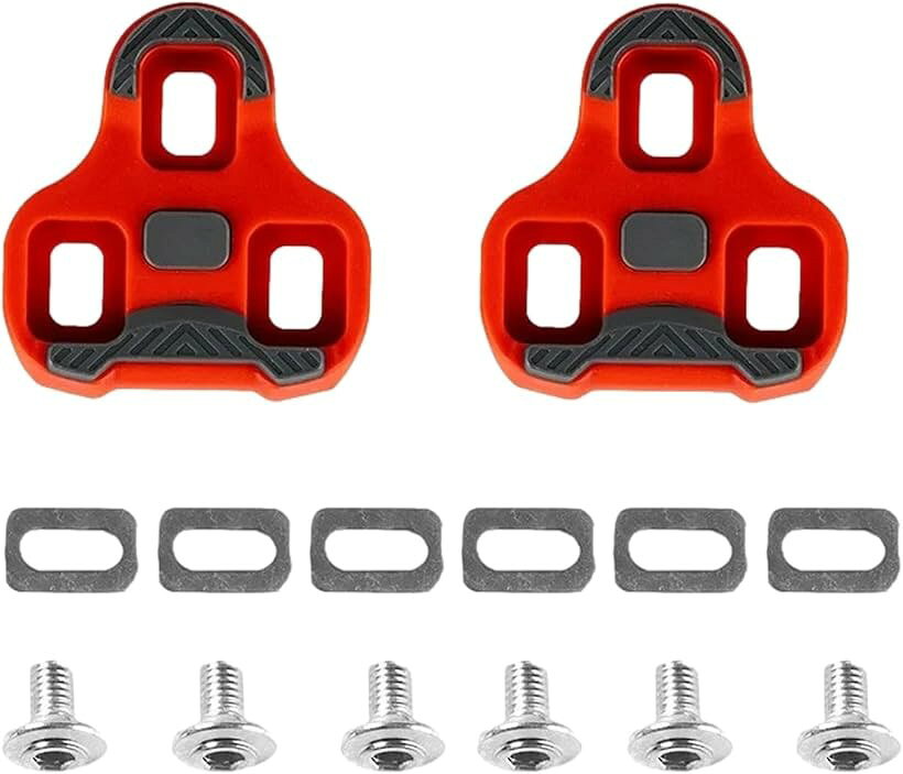 バリエーションコード : 2brw89h82p商品コード2brw8yxltl商品名互換品 Look KEO 互換 ロードバイク用 ビンディングペダル クリート 左右セット TPU滑り止め ポジションメモリー機能ブランドルボナリエカラーレッド 9度ロードバイクのビンディングペダルにジャストフィットし、ロングライドやヒルクライムでも疲労を軽減し、スピードアップができるLook KEO互換のビンディング クリートです。シューズとの密着面を拡大し、踏み込んだパワーをダイレクトに推進力に活かすことができます。ブラック（0度）は固定力が高くスプリント向け、グレー（4.5度）は適度な遊びがありスタンダード、レッド（9度）は膝への負担を緩和し初心者にもお使いいただけるなど、ご自身のライディングスタイルや競技レベルに合わせて、お選びいただくことができます。強靭なナイロンと耐摩耗性に優れたTPUを素材に使っているため、軽量ながら、抜群のクオリティを実現しており、ハードなトレーニングや長期間の走行でも形状をキープしてお使いいただくことができます。クリート底面の滑り止めゴムが、雨天時のウェットな状況でもしっかりグリップするため、アスファルトやコンクリートでの歩行も問題なく行えますので、ツーリング中のカフェでの休憩や輪行時の移動もスムーズかつ快適にこなすことが可能です。シューズと接する内側にもTPUノンスリップ層を配置しており、カーボンソールとの摩擦力を高め、激しいダンシングやスプリント時でもクリートのズレを防止しつつ、ペダルへのしっかりトルク伝達を維持し、コントロール性能を向上させることができます。ロッキングプレートロケーターで位置決めを行うことにより、古いクリートからのリプレイスメント作業を簡単に行うことができます。面倒な再調整を行うことなく、いつでも理想のセッティングに素早く復元させることが可能です。縦方向9mm、横方向4mmの可動域を備え、細やかなポジション調整が可能ですので、ご自身の骨格やケイデンスの最適化などペダリングのクセに合わせたフィッティングを行うことができます。左右1ペアのクリート本体に、専用の金属製スペーサー6枚と取付用ボルト6本が付属しておりますので、六角レンチなどの基本ツールがあれば、初心者でも手軽にメンテンス、装着ができ、お手元に届いてすぐに快適なライドへ出発できます。※ 他ネットショップでも併売しているため、ご注文後に在庫切れとなる場合があります。予めご了承ください。※ 品薄または希少等の理由により、参考価格よりも高い価格で販売されている場合があります。ご注文の際には必ず販売価格をご確認ください。※ 沖縄県、離島または一部地域の場合、別途送料の負担をお願いする場合があります。予めご了承ください。※ お使いのモニタにより写真の色が実際の商品の色と異なる場合や、イメージに差異が生じることがあります。予めご了承ください。※ 商品の詳細（カラー・数量・サイズ 等）については、ページ内の商品説明をご確認のうえ、ご注文ください。※ モバイル版・スマホ版ページでは、お使いの端末によっては一部の情報が表示されないことがあります。すべての記載情報をご確認するには、PC版ページをご覧ください。(仕様)サイズ(約): 69 x 64mmカラー: ブラック(0度)、グレー(4.5度)、レッド(9度)セット内容:クリート本体(左右1ペア)、専用の金属製スペーサー（ワッシャー）6枚、取付用ボルト（5x9mm）6本＊モニターの環境により、色の見え方に若干差が生じる場合があります。
