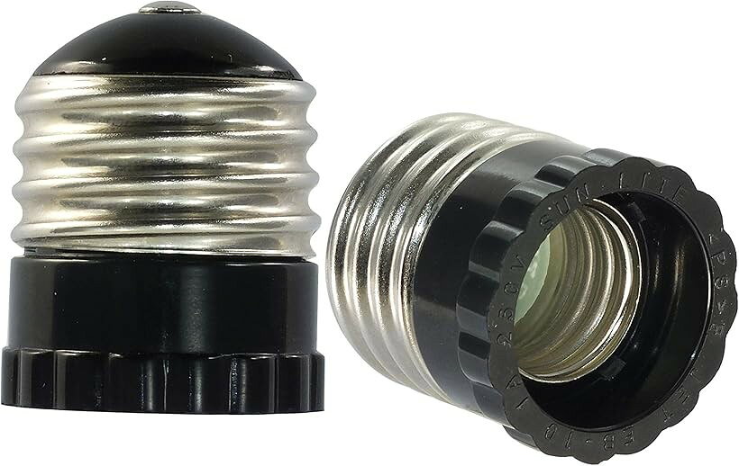 バリエーションコード : 2b6vyii1un商品コード2b6odg1xfu商品名E26 to E17口金変換アダプタ LED電球ソケットアダプター E26変換電球ソケット E26＞E17 へ 電球ソケット 電球なし PSE認証済ブランドAbishionカラー黒いサイズ等2個セット1、口金：E26＞E17への口金変換アダプタ。E26口金ソケットにE17口金の電球を簡単に変更するアダプター。2、パッケージ数量：2個， 6個/本体色：黒い/定格電流：1A/ 定格電圧：0-250V/ 使用可能電球：口金E17 60Wまで/ サイズ(CM)：高さ35.0mmx幅27.9mm。3、広い応用性：全てのE26口金ソケットにE17口金の電球を変換する場合に適用されます。例えば、玄関、キッチン、浴室、廊下、ベッドルーム、お店など。4、材料：高い電気的特性を持っているベークライトを利用し、耐熱性に優れている特性から、ご安心できます。※ 他ネットショップでも併売しているため、ご注文後に在庫切れとなる場合があります。予めご了承ください。※ 品薄または希少等の理由により、参考価格よりも高い価格で販売されている場合があります。ご注文の際には必ず販売価格をご確認ください。※ 沖縄県、離島または一部地域の場合、別途送料の負担をお願いする場合があります。予めご了承ください。※ お使いのモニタにより写真の色が実際の商品の色と異なる場合や、イメージに差異が生じることがあります。予めご了承ください。※ 商品の詳細（カラー・数量・サイズ 等）については、ページ内の商品説明をご確認のうえ、ご注文ください。※ モバイル版・スマホ版ページでは、お使いの端末によっては一部の情報が表示されないことがあります。すべての記載情報をご確認するには、PC版ページをご覧ください。