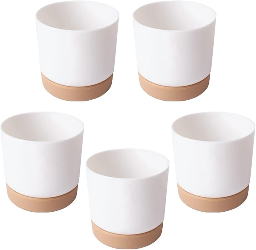 バリエーションコード : 2b4yo34u9i商品コード2b4yo39l10商品名北欧風 ミニ プランター 保水機能 トレー付 シンプル ならべてkawaii 植木鉢 SW1738サイズSS 5個セットブランド3worldカラーサイズSS(5個セット)「セット内容」鉢+受皿+綿ロープ 各5個セット 「材質」鉢・受け皿：プラスチック、ロープ：綿「用途」室内用 一般的な植物（観葉植物・多年草・一年草・多肉植物 等）の植木鉢 としてご使用ください。「サイズ」植木鉢：直径 約7cm 高さ 約5.5cm、受け皿：直径 約6cm 高さ 約1.8cm北欧風のコロンとした可愛らしいフラワーポット。インテリアの雰囲気に合わせやすいシンプルなデザインです。使いやすい2タイプの大きさをご用意しました。「特徴」下部分の受け皿にお水を張り、内蔵されている綿ロープの毛管現象により水を吸い上げ内側の鉢内部の土に自動的に水分を与えます。水切れや水の与えすぎによる根腐れなどのトラブルを軽減してくれ、一人暮らしや家庭や子育てで忙しい方にも最適です。葉っぱや根元の土にかけた水がテーブルにこぼれてしまう心配もありません。モダンでデザインでやさしいフォルムはどんな植物にも合わせやすく、小さめのサイズなのでちょっとしたインテリアにオススメです。＊ 給水させる場合は下の受け皿からお水が溢れない程度にお水を入れ、吸水ロープを中心に浸してご使用ください。植物の種類・特性や使用する培養土・置き場所などにより与えるお水の適量は異なります。お水の減り具合や植物の状態をよく観察してお水の量を調節してあげてください。※ 他ネットショップでも併売しているため、ご注文後に在庫切れとなる場合があります。予めご了承ください。※ 品薄または希少等の理由により、参考価格よりも高い価格で販売されている場合があります。ご注文の際には必ず販売価格をご確認ください。※ 沖縄県、離島または一部地域の場合、別途送料の負担をお願いする場合があります。予めご了承ください。※ お使いのモニタにより写真の色が実際の商品の色と異なる場合や、イメージに差異が生じることがあります。予めご了承ください。※ 商品の詳細（カラー・数量・サイズ 等）については、ページ内の商品説明をご確認のうえ、ご注文ください。※ モバイル版・スマホ版ページでは、お使いの端末によっては一部の情報が表示されないことがあります。すべての記載情報をご確認するには、PC版ページをご覧ください。・北欧風でシンプルなデザインがオシャレなフラワーポット。・自宅で過ごす時間も増えたこの機会に、新しく緑ある生活をはじめてみませんか？・多肉植物や観葉植物はもちろん、ハーブやミントなども手軽に栽培できます。・使い方も簡単なので植物栽培が初めての方や初心者の方にもオススメです。