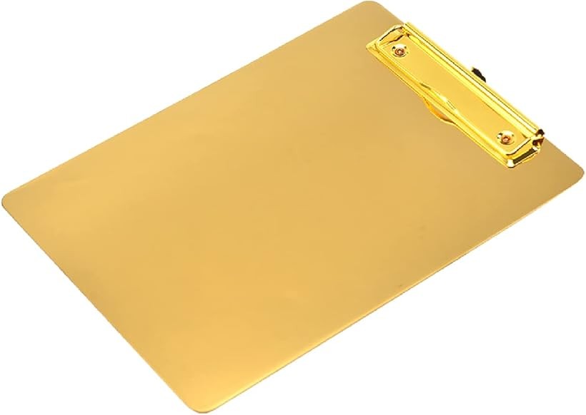 バリエーションコード : 2bj56893qj商品コード2b4j9y9561商品名バインダー クリップボード ゴールド ステンレス 資料整理 フォルダー 固定強力 180x250mmブランドdodtazzサイズ等180x250mm・高級感のあるステンレス製のバインダーです。質感もよく、しっかりとした作りなので、店舗など接客の際にもご利用できます。用途に合わせ2サイズからお選び頂けます。・内装の雰囲気を崩すことなく使って頂けので、お客様の目に触れることの多いホテルやラウンジの受付、またエステやサロンのビフォーカウンセリングでのご利用にもお勧めです。・用紙をしっかりと固定するクリップが付いており、一度にたくさんの用紙を挟むことができます。大事な伝票もまとめて挟んでおけば紛失を防いでくれます。・滑らかな表面の質感はどんな用紙にも適していて、スムーズにペンを走らせることができます。クリップボードに合わせ、上質なペンやレターセットと一緒に、大切な方へのギフトにいかがでしょうか。・「サイズ」大：225x310mm　小：180x250mm　＊モニターの環境により、色の見え方に若干差が生じる場合がございます。※ 他ネットショップでも併売しているため、ご注文後に在庫切れとなる場合があります。予めご了承ください。※ 品薄または希少等の理由により、参考価格よりも高い価格で販売されている場合があります。ご注文の際には必ず販売価格をご確認ください。※ 沖縄県、離島または一部地域の場合、別途送料の負担をお願いする場合があります。予めご了承ください。※ お使いのモニタにより写真の色が実際の商品の色と異なる場合や、イメージに差異が生じることがあります。予めご了承ください。※ 商品の詳細（カラー・数量・サイズ 等）については、ページ内の商品説明をご確認のうえ、ご注文ください。※ モバイル版・スマホ版ページでは、お使いの端末によっては一部の情報が表示されないことがあります。すべての記載情報をご確認するには、PC版ページをご覧ください。高級感のあるステンレス製のバインダーです。質感もよく、しっかりとした作りなので、店舗など接客の際にもご利用できます。用途に合わせ2サイズからお選び頂けます。内装の雰囲気を崩すことなく使って頂けので、お客様の目に触れることの多いホテルやラウンジの受付、またエステやサロンのビフォーカウンセリングでのご利用にもお勧めです。用紙をしっかりと固定するクリップが付いており、一度にたくさんの用紙を挟むことができます。大事な伝票もまとめて挟んでおけば紛失を防いでくれます。滑らかな表面の質感はどんな用紙にも適していて、スムーズにペンを走らせることができます。クリップボードに合わせ、上質なペンやレターセットと一緒に、大切な方へのギフトにいかがでしょうか。「サイズ」大：225x310mm　小：180x250mm　＊モニターの環境により、色の見え方に若干差が生じる場合がございます。