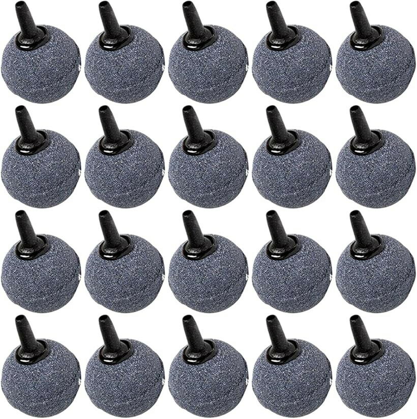 バリエーションコード : 2b4dhgl1i4商品コード2b4dhsd8w3商品名エアーストーン 直径3cm 20個 エアーポンプ エアストーン 熱帯魚 アクアリウム 金魚 メダカ 水槽ブランドEXDUCTカラー3cmアクアリウムで水槽内に空気を送るエアストーン20個セットです。観賞魚や熱帯魚に必要な新鮮な酸素（O2）を送り込むことができます。小さなエアストーンなので発生する気泡も小さく鑑賞の邪魔になりません。複数個あるので家庭用でも業務用でも幅広くご対応いただけます。内径4mmのチューブに対応しています。水耕栽培で植物に酸素を供給するのにもご活用いただけます。「サイズ」高さ：約45mm 直径：約30mm　対応エアチューブ：内径4mm ＊サイズはおおよその値です※ 他ネットショップでも併売しているため、ご注文後に在庫切れとなる場合があります。予めご了承ください。※ 品薄または希少等の理由により、参考価格よりも高い価格で販売されている場合があります。ご注文の際には必ず販売価格をご確認ください。※ 沖縄県、離島または一部地域の場合、別途送料の負担をお願いする場合があります。予めご了承ください。※ お使いのモニタにより写真の色が実際の商品の色と異なる場合や、イメージに差異が生じることがあります。予めご了承ください。※ 商品の詳細（カラー・数量・サイズ 等）については、ページ内の商品説明をご確認のうえ、ご注文ください。※ モバイル版・スマホ版ページでは、お使いの端末によっては一部の情報が表示されないことがあります。すべての記載情報をご確認するには、PC版ページをご覧ください。
