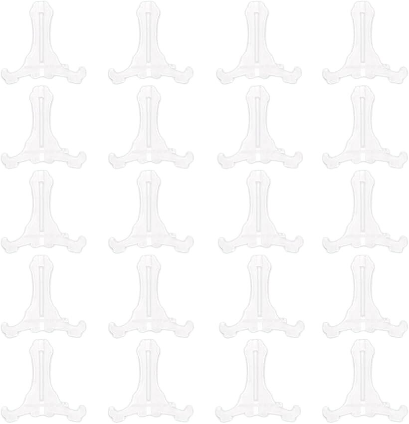 バリエーションコード : 2b205duynw商品コード2b205040x0商品名ディスプレイ スタンド アクリル 20個セット 透明 カード 飾る 缶バッジ 展示 コレクション SサイズブランドRimikuruサイズ等Sサイズ3サイズから選べるディスプレイスタンド お得な20枚セット：カードやコイン等お好きな小型コレクションを展示できるディスプレイスタンドです。アクリル製の透明カラーなのでシンプルで目立たず、大切なコレクションを魅力的に展示します。抜群の安定性：こちらのディスプレイスタンドは90度開く三角デザインを採用しているので、安定性に優れ転倒しにくい仕様です。また、両サイドがフック形状になっているので、展示しているコレクションをしっかりと掴み、滑らないようにします。便利な折りたたみ式：折り畳み式を採用したアクリル ディスプレイスタンドなので、使わない時は折りたたんで場所を取らず収納に便利な仕様になっております。また、軽量なので持ち運びもしやすいです。幅広い用途で使える：こちらのディスプレイスタンドはカードはもちろん、コインや缶バッジ、メダル、ローダー、手工芸品、ご自身の大切なコレクション等、小物を展示するのに最適な商品です。また、店頭での展示にもご使用いただけます。※ 他ネットショップでも併売しているため、ご注文後に在庫切れとなる場合があります。予めご了承ください。※ 品薄または希少等の理由により、参考価格よりも高い価格で販売されている場合があります。ご注文の際には必ず販売価格をご確認ください。※ 沖縄県、離島または一部地域の場合、別途送料の負担をお願いする場合があります。予めご了承ください。※ お使いのモニタにより写真の色が実際の商品の色と異なる場合や、イメージに差異が生じることがあります。予めご了承ください。※ 商品の詳細（カラー・数量・サイズ 等）については、ページ内の商品説明をご確認のうえ、ご注文ください。※ モバイル版・スマホ版ページでは、お使いの端末によっては一部の情報が表示されないことがあります。すべての記載情報をご確認するには、PC版ページをご覧ください。「商品仕様」セット内容：アクリル ディスプレイスタンド 20個セットサイズ：Sサイズ (高さ)約5.0cm ， (スタンドの開き幅)約4.5cm ， (適用直径)約5.0～7.0cmカラー：半透明材質：プラスチック＊モニターの環境等により、色の見え方に若干差が生じる場合がございます。