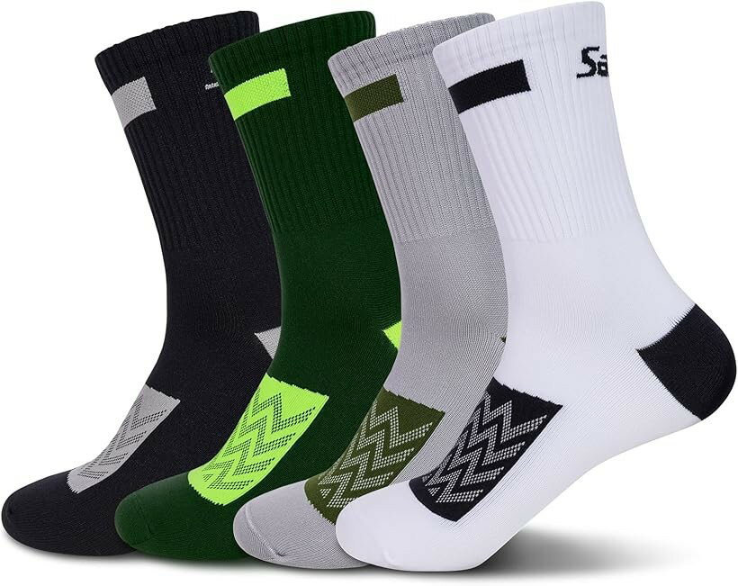 バリエーションコード : 2b2nci92hj商品コード2b2nc5wqj6商品名サイクルソックス スポーツソックス サイクリング 自転車靴下 ロードバイクソックス 通気 吸汗 速乾 ランニング サッカー スニーカー アウトドアソックス 4足セットブランドSantic(サンティック)カラーグリーン+ブラック+グレー+ホワイトサイズ等Free Size「機能仕様」：通気、吸汗、防臭、耐摩、サポート機能「商品仕様」1/4足セット（1足セットと4足セットがあります）、抗菌・防臭効果のおかげで長時間運動したり歩いたりしても臭いはありません。「カラー」：ブラック、ホワイト、グレー、グリーン、通気メッシュを加えて、熱気を発散させ、いつまでも快適のままにいられます。「人体工学デザイン」このフィットネスソックスは人体工学に基づいたデザインにより滑り止め性抜群、締め付け感もありません。弾性材料で伸縮性も高いです。「適用場合」：自転車、サッカー、バスケ、テニス、釣り、登山、ゴルフ、ランニングなど様々の場合に最適なアイテムです。※ 他ネットショップでも併売しているため、ご注文後に在庫切れとなる場合があります。予めご了承ください。※ 品薄または希少等の理由により、参考価格よりも高い価格で販売されている場合があります。ご注文の際には必ず販売価格をご確認ください。※ 沖縄県、離島または一部地域の場合、別途送料の負担をお願いする場合があります。予めご了承ください。※ お使いのモニタにより写真の色が実際の商品の色と異なる場合や、イメージに差異が生じることがあります。予めご了承ください。※ 商品の詳細（カラー・数量・サイズ 等）については、ページ内の商品説明をご確認のうえ、ご注文ください。※ モバイル版・スマホ版ページでは、お使いの端末によっては一部の情報が表示されないことがあります。すべての記載情報をご確認するには、PC版ページをご覧ください。