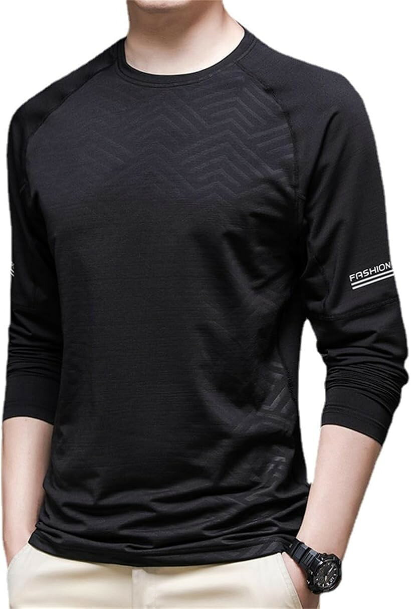 バリエーションコード : 2bjg9nwcxk商品コード2bjw23so3f商品名メンズ 長袖 Tシャツ スポーツシャツ アンダーシャツ 吸汗速乾 抗菌 UVカットパーカー スウェットシャツ トレーニングウェア ロングスリーブブランドKozy Moreカラー06.Black（長袖）サイズ等2XL「涼感素材」KM 3.0（機能性涼感生地) 特殊涼感素材の使用により、人体などから発生する余分な水分に反応し、生地に隣接する周囲の熱を吸収。着ることによって涼しさを実感できる機能性アンダーウエアです。夏でも快適に過ごせます。「吸汗速乾」吸汗速乾性が優れていることを示し、汗を素早く吸収、拡散、ウェア内を快適な状態に保ちます。ジムでのトレーニングやフィットネス、様々なアクティブシーンで大活躍。「抗菌防臭」抗菌防臭加工がされているので、たっぷり汗をかいても臭いづらいので健康的に汗をかきたい方におすすめ。「通気性よい」 通気性に優れたメッシュ素材、メツシユ構造による衣服内温度x湿度のべンチレーション機能(換気機能)に優れ、不快なムレを軽減。「生地感」軽い着心地で汗をかいてもべたつきにくくさらさらをキープできます。一般的なポリエステル素材とは違い、柔らかい肌触りが特徴です。デイリーTの魅力である伸縮性ももちろん備えていますので身体にフィットし、着心地も快適です。「素材構成」86％ポリエステル繊維 14％スパンデックス※ 他ネットショップでも併売しているため、ご注文後に在庫切れとなる場合があります。予めご了承ください。※ 品薄または希少等の理由により、参考価格よりも高い価格で販売されている場合があります。ご注文の際には必ず販売価格をご確認ください。※ 沖縄県、離島または一部地域の場合、別途送料の負担をお願いする場合があります。予めご了承ください。※ お使いのモニタにより写真の色が実際の商品の色と異なる場合や、イメージに差異が生じることがあります。予めご了承ください。※ 商品の詳細（カラー・数量・サイズ 等）については、ページ内の商品説明をご確認のうえ、ご注文ください。※ モバイル版・スマホ版ページでは、お使いの端末によっては一部の情報が表示されないことがあります。すべての記載情報をご確認するには、PC版ページをご覧ください。