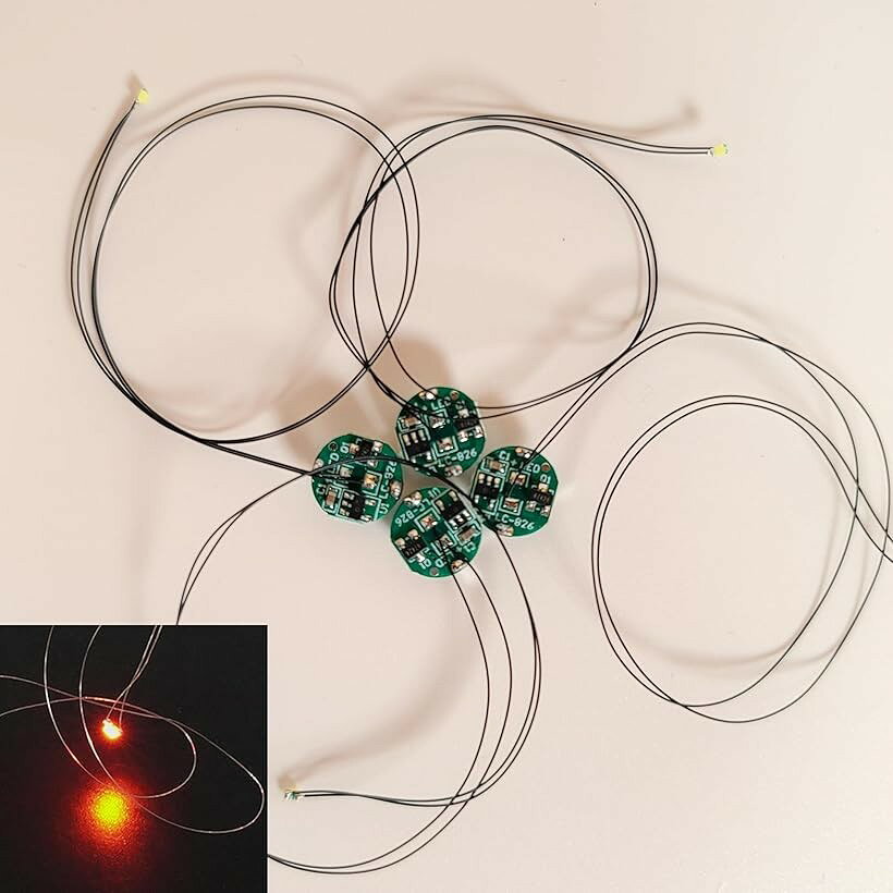 バリエーションコード : 2buiyjlfpl商品コード2buiy9424s商品名LED 電飾 リード線付き 磁気スイッチ 4個セット ボタン電池 CR927対応 ワイヤレス 超小型 模型 プラモデル フィギュア ライト 極小 照明ブランドMTP ＆ Styleカラーオレンジ (4個)商品仕様 ： サイズ: 直径 約10.0mm、厚み 約5.0mm、リード線 180mm カラー: ホワイト、レッド、オレンジ、イエロー、ブルー、グリーンの6色　セット内容: 同色のLEDライト 4個セット　スイッチ方式: マグネット磁気スイッチ（磁石を近づけることでON/OFF切り替え）　使用電池: ボタン電池 CR927（別売り）超小型 ： 模型やプラモデルの電飾に最適な超小型LEDライトです。極細リード線で光らせたい部分を狙い撃ち。。自慢のプラモデルを簡単にアップグレードできます。マグネットスイッチ ： 磁石を近づけるだけでLEDのON/OFFが切り替えられるマグネットスイッチを搭載。パーツを取り外さずに操作が可能で、とても便利です。コンパクト ： LEDライトの直径は、約10.0mm、厚み 約5.0mmと非常に小型です。指先サイズなので、簡単に模型やプラモデルに組み込んだり、改造したりすることができます。ご注意 ： マグネットとボタン電池（CR927）は付属しておりません。別途ご購入ください。また、非常に細く繊細な配線を採用しているため、強く力を加えると断線や故障の原因となります。取り扱いには十分ご注意ください。※ 他ネットショップでも併売しているため、ご注文後に在庫切れとなる場合があります。予めご了承ください。※ 品薄または希少等の理由により、参考価格よりも高い価格で販売されている場合があります。ご注文の際には必ず販売価格をご確認ください。※ 沖縄県、離島または一部地域の場合、別途送料の負担をお願いする場合があります。予めご了承ください。※ お使いのモニタにより写真の色が実際の商品の色と異なる場合や、イメージに差異が生じることがあります。予めご了承ください。※ 商品の詳細（カラー・数量・サイズ 等）については、ページ内の商品説明をご確認のうえ、ご注文ください。※ モバイル版・スマホ版ページでは、お使いの端末によっては一部の情報が表示されないことがあります。すべての記載情報をご確認するには、PC版ページをご覧ください。商品仕様 ： サイズ: 直径 約10.0mm、厚み 約5.0mm、リード線 180mm カラー: ホワイト、レッド、オレンジ、イエロー、ブルー、グリーンの6色　セット内容: 同色のLEDライト 4個セット　スイッチ方式: マグネット磁気スイッチ（磁石を近づけることでON/OFF切り替え）　使用電池: ボタン電池 CR927（別売り）超小型 ： 模型やプラモデルの電飾に最適な超小型LEDライトです。極細リード線で光らせたい部分を狙い撃ち。。自慢のプラモデルを簡単にアップグレードできます。マグネットスイッチ ： 磁石を近づけるだけでLEDのON/OFFが切り替えられるマグネットスイッチを搭載。パーツを取り外さずに操作が可能で、とても便利です。コンパクト ： LEDライトの直径は、約10.0mm、厚み 約5.0mmと非常に小型です。指先サイズなので、簡単に模型やプラモデルに組み込んだり、改造したりすることができます。ご注意 ： マグネットとボタン電池（CR927）は付属しておりません。別途ご購入ください。また、非常に細く繊細な配線を採用しているため、強く力を加えると断線や故障の原因となります。取り扱いには十分ご注意ください。