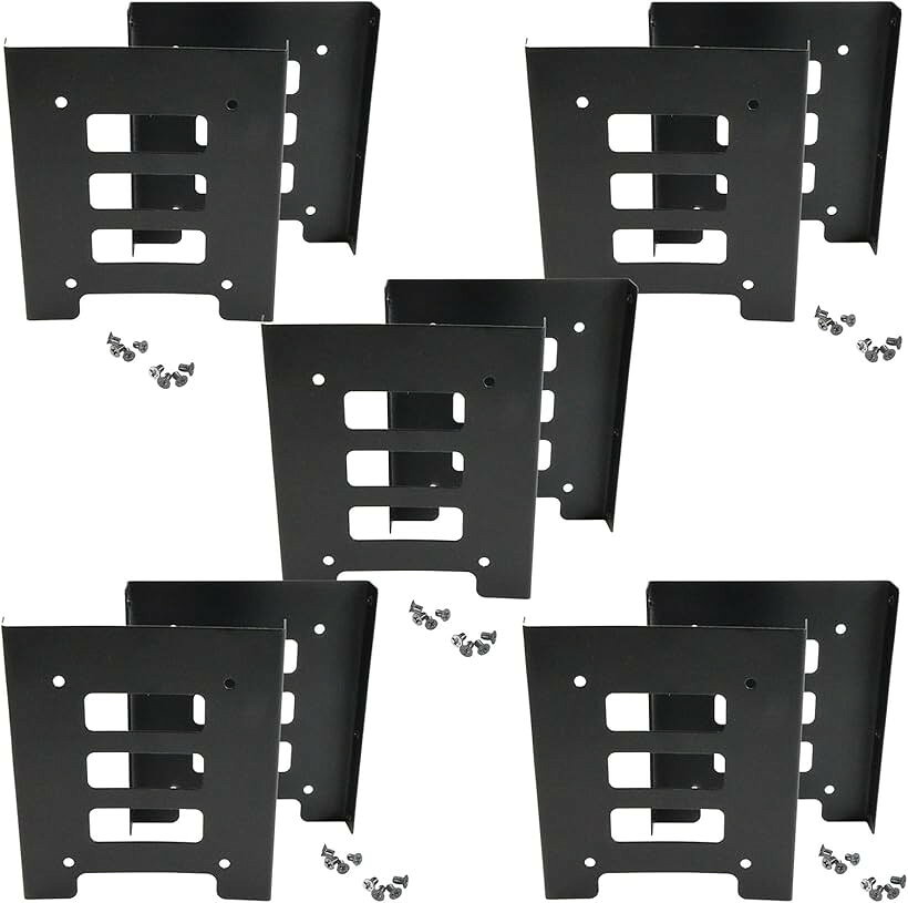 バリエーションコード : 2b91sycglk商品コード2b93hq03wc商品名互換品 2.5インチHDD SSD ＞ 3.5インチ変換 ブラケット マウンタ ネジ付き 10個セットブランドにしはやカラーブラック2.5 3.5 変換 マウンタ：互換性に優れており、2.5インチのhddやssdを3.5インチのドライブベイに簡単に取り付けることができます。古いPCやカスタムビルドのストレージ拡張に最適に使用でき、効率的にスペースを活用できます簡単取り付け：ネジ穴がぴったり合う設計となっており、初心者でもドライバーを使って簡単に取り付けることが可能です。付属のネジセットを使用すれば、手間なくスムーズに hdd ケース 3.5インチ の変換取り付け作業を行うことができ使用することができますネジセット付き: ミリネジx4、インチネジx4のネジセットが商品に含まれており、異なる取り付け要求に対応。さらに、20個セットで多くのssd マウンタや hdd マウンタ 、ドライブに対応できるので、ストック用や複数台のPCに便利です高品質素材：高品質な金属製で、非常に強固、頑丈で安定性があります。長期間、長時間の使用でも問題なく、耐振動、衝撃性もあり、振動や衝撃に強く、ドライブをしっかりと固定するため、安心、安全に使用できますPCのアップグレード：古いPCに新しいSSDを追加、増設したり、より大容量のストレージが必要な場合に非常に便利です。自作PCの作成や、PCの性能を向上させる際、ストレージの増設に最適なアイテムとなっております※ 他ネットショップでも併売しているため、ご注文後に在庫切れとなる場合があります。予めご了承ください。※ 品薄または希少等の理由により、参考価格よりも高い価格で販売されている場合があります。ご注文の際には必ず販売価格をご確認ください。※ 沖縄県、離島または一部地域の場合、別途送料の負担をお願いする場合があります。予めご了承ください。※ お使いのモニタにより写真の色が実際の商品の色と異なる場合や、イメージに差異が生じることがあります。予めご了承ください。※ 商品の詳細（カラー・数量・サイズ 等）については、ページ内の商品説明をご確認のうえ、ご注文ください。※ モバイル版・スマホ版ページでは、お使いの端末によっては一部の情報が表示されないことがあります。すべての記載情報をご確認するには、PC版ページをご覧ください。2.5インチ HDD SSD 3.5インチ変換マウンタ は、2.5インチのhddやssdを3.5インチのベイに簡単に取り付けるための便利なアダプターで、PCのストレージアップグレードや追加時に最適です。高品質な素材で作られており、耐久性と安定性があります。2.5インチのドライブを3.5インチベイに装着できるため、古いPCや自作PCのカスタムビルドに役立ち、取り付けも簡単です。付属のネジセットにはミリネジx4、インチネジx4が含まれ、様々な取り付け要求に対応できます。さらに、4個セットで提供されているため、複数のssdマウンタやドライブに対応でき、ストック用としても便利です。高品質な金属製で振動や衝撃に強く、ドライブをしっかり固定することで安定した動作を実現します。古いPCに新しいSSDを追加する際や、ストレージの大容量化が必要な場合、自作PCのケースに2.5インチのストレージデバイスを取り付ける際に役立ち、予備のネジセットがあることで複数のマウンタやドライブの取り付け・交換がスムーズに行えます。パッケージには2.5インチ HDD/SSD ＞ 3.5インチ変換マウンタ4個、ミリネジx16個（4個x4セット）、インチネジx16個（4個x4セット）が含まれており、このマウンタセットを使えばPCのストレージ環境を簡単に拡張・管理でき、スムーズなデータ処理をサポートします。ぜひ、この便利な2.5 3.5 変換 マウンタ セットをお試しください