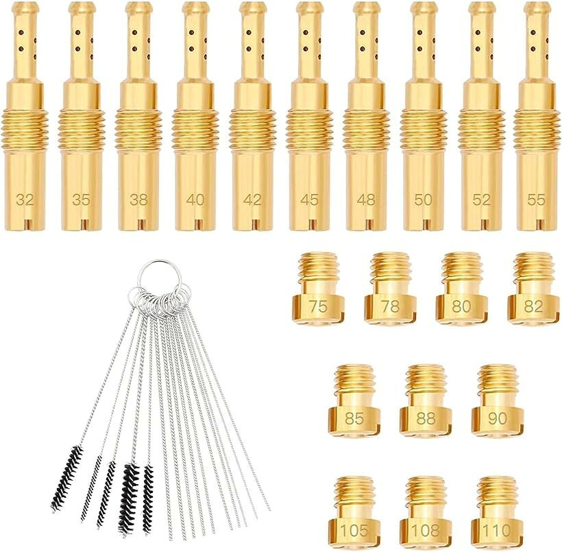 バリエーションコード : 2b2h6doduu商品コード2b43vxor3h商品名互換品 ジェットセット20PCS ケーヒン 丸大 メイン6x8#75-110 パイロット#32-55 PEφ22/24/PWKφ28ブランドJetsetmotoカラー20pcs Main#75-#110/Pilot#32-#55「ジェットセット 番手」パイロットジェットは、#32・#35・#38・#40・#42・#45・#48・#50・#52・#55の10種類、丸大メインジェットは、#75・#78・#80・#82・#85・#88・#90・#105・#108・#110の10種類がセットになっています。「仕様」メインジェット（丸大・φ6mmx高さ8mm）と、パイロットジェット（ケーヒンPWK28/PE24対応・φ5mmx高さ28mm）のセット。メインジェットはスロットル1/2～全開、パイロットジェットはアイドリング～1/4付近の燃料調整を担います。「対応キャブレター」ケーヒンPE φ22/φ24、ケーヒンPWK φ28M、ケーヒンCRミニ φ22に対応しています。「 適合車種 」VFR400(NC30)・RVF400(NC35)/CBR250RR等/KDX125SR/250SR等CRM250R・VFR750R（RC30）等SR・KDX250R/SR等/YZF600R ('95-'07)/イナズマ400/スカイウェーブ400（～'02）/ZRX1200R/S(～’08）等。NSR50・NS-1・NSF100・NSR250・CB400SF等バリオス・ゼファー・ZRX・ZZ-R等/CBR1300F（～'02）/CBR1000F（'93）/ナイトホーク750 X-4（～'03）CB1000SF（'92）等「おすすめポイント」本品は高品質な真鍮を使用しており、折れにくく変形しにくいのが特長です。耐摩耗性・耐熱性・耐久性にも優れています。さらに、番号は精密に刻印されているため、くっきりと読み取れ、サイズ確認がしやすく、作業性も良好です。※ 他ネットショップでも併売しているため、ご注文後に在庫切れとなる場合があります。予めご了承ください。※ 品薄または希少等の理由により、参考価格よりも高い価格で販売されている場合があります。ご注文の際には必ず販売価格をご確認ください。※ 沖縄県、離島または一部地域の場合、別途送料の負担をお願いする場合があります。予めご了承ください。※ お使いのモニタにより写真の色が実際の商品の色と異なる場合や、イメージに差異が生じることがあります。予めご了承ください。※ 商品の詳細（カラー・数量・サイズ 等）については、ページ内の商品説明をご確認のうえ、ご注文ください。※ モバイル版・スマホ版ページでは、お使いの端末によっては一部の情報が表示されないことがあります。すべての記載情報をご確認するには、PC版ページをご覧ください。ジェット セット 素材：黄銅 数量：20pcs パイロットジェット：＃32＃35＃38＃40＃42＃45＃48＃50＃52＃55 メインジェット 丸大：＃100＃105＃108＃110＃115＃120＃125＃130＃135＃140