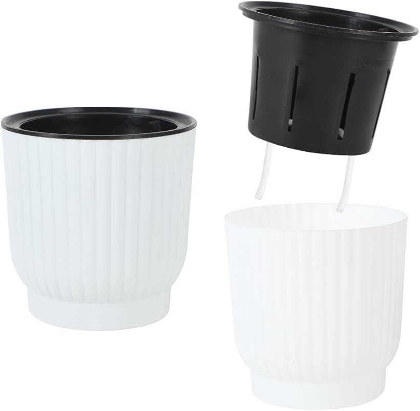 バリエーションコード : 2bjl5urco4商品コード2bjl5ju3pg商品名AllBright 給水プランター 自動給水 植木鉢 花鉢 おしゃれ 室内 給水ひも付き プラスチック 園芸 6個セットブランドAll Brightカラーホワイトサイズ等Lサイズ「カンタン管理」紐で鉢底の水を給水し、植物が必要な水分を適切なタイミングで提供し水の無駄を防ぎます。週に1～2回の水やりだけなので、旅行や出張に行っても枯れる心配がありません。「オシャレなデザイン」白を基調としていてシンプルでモダンな外観なので、インテリアとして窓側や卓上などどんな場所にも馴染みます。園芸が好きな友達にギフトとして送るのも最適です。「植えやすい構造」内部に植えるポットがあり、二重構造で植えやすいです。簡単に植え替え出来るので初心者の方でも植物の管理が楽になります。「商品詳細」サイズ：15.24x13.5x12.7　カラー：ホワイト　セット：6点商標登録6352053号※ 他ネットショップでも併売しているため、ご注文後に在庫切れとなる場合があります。予めご了承ください。※ 品薄または希少等の理由により、参考価格よりも高い価格で販売されている場合があります。ご注文の際には必ず販売価格をご確認ください。※ 沖縄県、離島または一部地域の場合、別途送料の負担をお願いする場合があります。予めご了承ください。※ お使いのモニタにより写真の色が実際の商品の色と異なる場合や、イメージに差異が生じることがあります。予めご了承ください。※ 商品の詳細（カラー・数量・サイズ 等）については、ページ内の商品説明をご確認のうえ、ご注文ください。※ モバイル版・スマホ版ページでは、お使いの端末によっては一部の情報が表示されないことがあります。すべての記載情報をご確認するには、PC版ページをご覧ください。