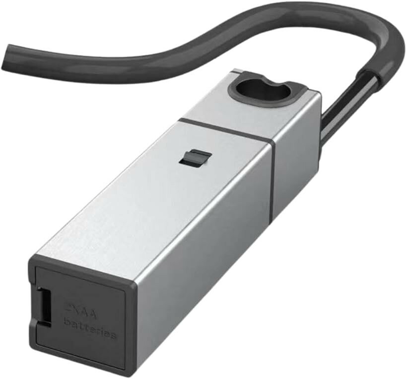 バリエーションコード : 2b9cqfp9x8商品コード2bjn01uo6w商品名燻製器 フードスモーカー スモーキングガン 食用燻製器 ポータブル 燻製機ブランドAerollカラーシルバー「従来製品よりパワーアップ」「煙の量を調整したい」、「もう少し燻製時間を長くしたい」「煙の量が多すぎる」など様々なサポーター様からのフィードバックをいただき、今回の製品では「強」と「弱」の2段階の調整が可能に。じっくり燻製を楽しみたい方は「弱」、短時間でしっかり香り付けをしたい方は「強」で燻製を楽しんでいただくことができます。また、食材によっても煙の量を調整いただくことができるので料理のレパートリーが広がります。「たった20秒でこの煙の量。」ナッツや枝豆、鴨肉のローストなど様々な食材を燻製することができます。また、普段のウイスキーやカクテルにも香りをつけることができ、いつもの1杯をグレードアップ。燻製料理はハードルが高い、、そんなことはありません。コンパクトなのに家庭用では十分すぎるくらいの煙の量で本格燻製を楽しみいただけます。本格的な燻製器で作る燻製ももいいですが、少しの時間で気軽に燻製を楽しみたい。そんなあなたにおすすめです。「最近流行りのキャンプでも活躍。」手のひらサイズなので荷物になりづらく、小型で携帯性よし。ちょっと燻製を楽しみたいと思ったらすぐに燻製を楽しむことができます。また、お酒の燻製OK。ウイスキーなどに煙をかけるといつもより味わい深いウイスキーに。様々な燻製チップがあるのであなただけのオリジナルウイスキーも作れてお酒をより一層楽しんでいただけます。「商品仕様」スペック（本体）素材：アルミニウム/重量: 300g/カラー：ブラック/シルバー/サイズ：15cmx5cmx5cm/駆動：単三電池x2本 (＊別売り)「ご注意」＊取扱説明書はついておりません。ご了承ください。この小型燻製器があれば、どこでもサッとスモーキーな燻製料理を楽しめます。家庭で燻製なんて、、そんなことはありません。さあ、あなたも小型燻製器で”素晴らしい燻製ライフ”を手に入れよう。※ 他ネットショップでも併売しているため、ご注文後に在庫切れとなる場合があります。予めご了承ください。※ 品薄または希少等の理由により、参考価格よりも高い価格で販売されている場合があります。ご注文の際には必ず販売価格をご確認ください。※ 沖縄県、離島または一部地域の場合、別途送料の負担をお願いする場合があります。予めご了承ください。※ お使いのモニタにより写真の色が実際の商品の色と異なる場合や、イメージに差異が生じることがあります。予めご了承ください。※ 商品の詳細（カラー・数量・サイズ 等）については、ページ内の商品説明をご確認のうえ、ご注文ください。※ モバイル版・スマホ版ページでは、お使いの端末によっては一部の情報が表示されないことがあります。すべての記載情報をご確認するには、PC版ページをご覧ください。