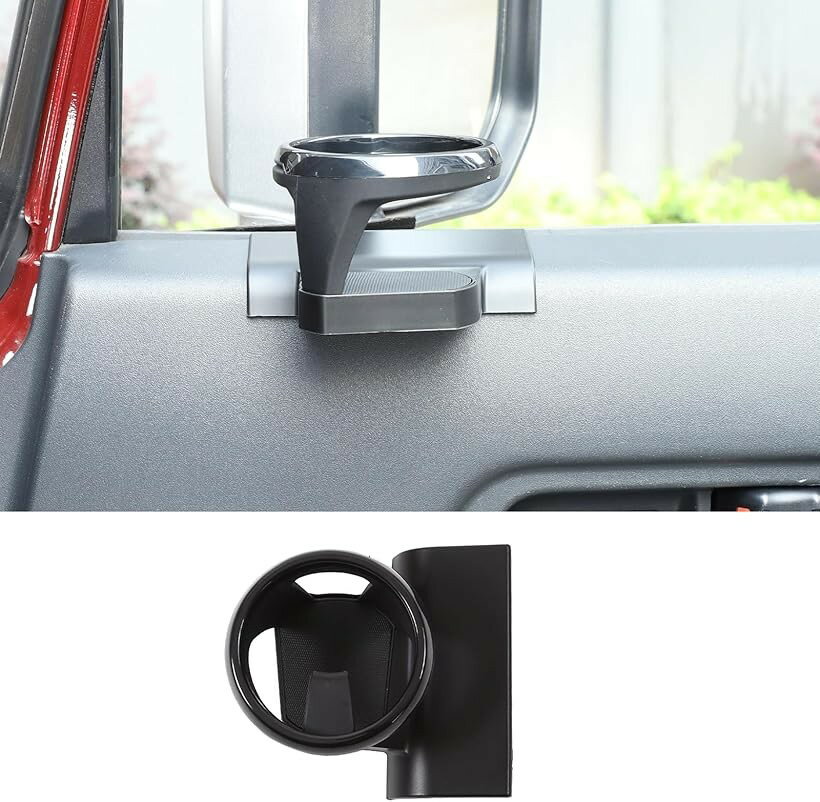 バリエーションコード : 2b9pwcydsq商品コード2b9odosf85商品名互換品 2007～2021年 トヨタ FJ クルーザーに対応 車載カップホルダー ドリンクホルダー ウォーターカップホルダー 内側ドアサイドカップホルダー 小物収納 携帯電話/水筒/カップ/インスタントラーメン 車用アクセサリー 取り付け簡単 車種専用設計ブランドSauicemyカラーブラック-右ドア用「適合車種」トヨタ FJ クルーザー　2007-2021年に適合し、オリジナルの車のサイズに合わせてカスタマイズされています。※ 他ネットショップでも併売しているため、ご注文後に在庫切れとなる場合があります。予めご了承ください。※ 品薄または希少等の理由により、参考価格よりも高い価格で販売されている場合があります。ご注文の際には必ず販売価格をご確認ください。※ 沖縄県、離島または一部地域の場合、別途送料の負担をお願いする場合があります。予めご了承ください。※ お使いのモニタにより写真の色が実際の商品の色と異なる場合や、イメージに差異が生じることがあります。予めご了承ください。※ 商品の詳細（カラー・数量・サイズ 等）については、ページ内の商品説明をご確認のうえ、ご注文ください。※ モバイル版・スマホ版ページでは、お使いの端末によっては一部の情報が表示されないことがあります。すべての記載情報をご確認するには、PC版ページをご覧ください。専用車種：2007-2021年 トヨタ FJ クルーザー素材：高品質のABSを使用するサイズ：17cmx13.5cmx8.5cm重量：241g注意事項：1.本製品は専用車種のみに適合しますので、ご購入前にお間違いがないようにご確認ください。