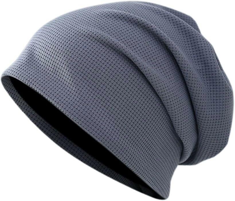 バリエーションコード : 2b9ny189ss商品コード2b9ny8l0kc商品名シンプル ビーニー ニット帽 男女兼用 薄手 通気性 オールシーズン対応 ゆったり コットンブランドLIMSEカラーブルーグレー(1)様々な環境で着用できるオールシーズン対応軽量で通気性が良く、春夏は涼しく快適に、秋冬はインナーキャップとしても活躍します。(2)伸縮性のあるニット素材で快適なフィット感頭に優しくフィットする柔らかい生地を使用し、長時間かぶってもストレスフリーな着用感を実現。(3)シンプル＆ユニセックスデザインで誰でも使いやすい無駄のないミニマルなデザインだから、男女問わずどんなファッションにもマッチ。カジュアルからスポーティーまで幅広く活躍します。※ 他ネットショップでも併売しているため、ご注文後に在庫切れとなる場合があります。予めご了承ください。※ 品薄または希少等の理由により、参考価格よりも高い価格で販売されている場合があります。ご注文の際には必ず販売価格をご確認ください。※ 沖縄県、離島または一部地域の場合、別途送料の負担をお願いする場合があります。予めご了承ください。※ お使いのモニタにより写真の色が実際の商品の色と異なる場合や、イメージに差異が生じることがあります。予めご了承ください。※ 商品の詳細（カラー・数量・サイズ 等）については、ページ内の商品説明をご確認のうえ、ご注文ください。※ モバイル版・スマホ版ページでは、お使いの端末によっては一部の情報が表示されないことがあります。すべての記載情報をご確認するには、PC版ページをご覧ください。シンプルで使いやすい、オールシーズン対応ビーニー軽量で通気性に優れたニット素材を使用したシンプルなビーニー帽です。どんなスタイルにも馴染むデザインで、カジュアルにもストリートにも相性抜群。薄手仕様なので、春夏は涼しく、秋冬はインナーキャップとしても活躍します。特徴シンプルデザイン – どんなコーデにも合わせやすいミニマルなスタイル。オールシーズン対応 – 軽量＆通気性抜群で快適なかぶり心地。男女兼用 – ユニセックスデザインで、どなたでもお使いいただけます。選べる3カラー – ブラック / ネイビー / グレーゆったりサイズ – 頭囲56-58cm、約縦28cm、約横28cmで快適フィットウィッグの上からでもOK – ゆったりとしたサイズ感で、ウィッグを着用したままでもかぶれます。医療用帽子が高くて買いにくい方にもおすすめ – 手頃な価格で使いやすいデザイン。（＊本商品は医療用ケア帽子として製造されておりません。あくまでファッション用途としての作りです。）普段使いはもちろん、アウトドアやスポーツ、旅行のお供にも最適。軽く折りたためるので持ち運びにも便利です。シンプルで飽きのこないビーニーを、ぜひお試しください。