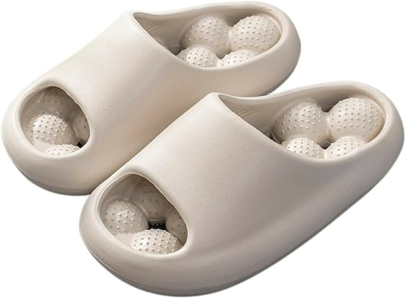 バリエーションコード : 2b9p3s54vq商品コード2b9p38hxqi商品名健康サンダル スリッパ 室内 足ツボ 風呂掃除 ベランダ プール ビーチサンダル 刺激マイルドブランドJP Numberカラーベージュサイズ等25.0～25.5 cm「足ツボ刺激」マッサージボールが足裏を優しく刺激し、履くだけで足裏をマッサージが出来ちゃうお手軽アイテムです。繊細な凹凸設計により、適度にツボを刺激してくれるので長時間履いても快適。「スタイリッシュ」約4cmの厚底によるクッション効果で長時間の使用でも疲労感が少なく、履き心地が良いので日常使いに便利です。シンプルなデザインなのでどんなファッションにも合わせやすく、老若男女お使いいただけます。「通気性に優れる」通気性に優れた構造のため、足が蒸れにくく、匂いが気になる方にもおすすめです。撥水性もあり水捌けが良いため、乾きも早く、常に清潔な状態を保ちます。水場での利用やビーチサンダルとしてもおすすめです。「商品内容」足のサイズ　レディース：22.5cm～23cm／23.5cm～24cm／24.5cm～25cm メンズ：25cm～25.5cm／26cm～26.5cm／27cm～27.5cm。やや大きめの作りとなっております。主な材質：EVA　＊サイズ詳細は商品画像をご確認ください。「オリジナルパッケージ付」JP Numberブランドより、オリジナルパッケージでお客様の元へお届けいたします。商標登録第6628185号※ 他ネットショップでも併売しているため、ご注文後に在庫切れとなる場合があります。予めご了承ください。※ 品薄または希少等の理由により、参考価格よりも高い価格で販売されている場合があります。ご注文の際には必ず販売価格をご確認ください。※ 沖縄県、離島または一部地域の場合、別途送料の負担をお願いする場合があります。予めご了承ください。※ お使いのモニタにより写真の色が実際の商品の色と異なる場合や、イメージに差異が生じることがあります。予めご了承ください。※ 商品の詳細（カラー・数量・サイズ 等）については、ページ内の商品説明をご確認のうえ、ご注文ください。※ モバイル版・スマホ版ページでは、お使いの端末によっては一部の情報が表示されないことがあります。すべての記載情報をご確認するには、PC版ページをご覧ください。