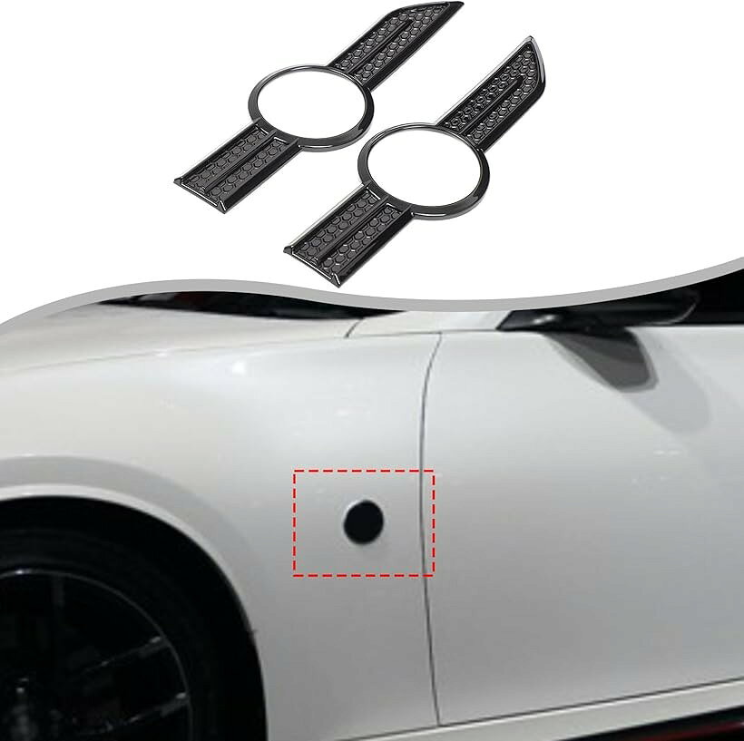 バリエーションコード : 2bur8pyhg1商品コード2bur8qojvv商品名日産 フェアレディZ Z34 専用 フェンダーサイドライトカバー サイドライトフェンダーデコレーションパネル サイドマーカー装飾パネル ABS製 取付簡単 貼付タイプブランドHcilloendカラーピアノブラック「適合車種」日産 フェアレディZ Z34 年式：2008～2020年 商品をご購入の前に、お車のモデルと外観を必ずご確認ください。「車種専門設計」Z34に特化したデザインにより、しっかりフィット感を実現しております。細部まで考慮されたカスタム仕様で、インテリアの美しさを引き立てること間違いなしです。さらに、耐久性にも優れているため、長期間にわたってご使用いただけます。「高品質の性能」高品質の素材を使用し、精密加工されて品質と性能を確保しています。車の雰囲気を向上させるだけでなく、車に高級感と風格を与えます。外観は大気感があり、質感も優れており、あなたの愛車を特別な存在にします。日常的なドライブや長距離旅行にも、より快適で楽しいドライビング体験を提供します。「取付簡単」背面に強力な両面テープが付いており、煩わしい工具を使用することなく、簡単に取り付けが可能です。取り付け手順は分かりやすく、初めての方でも安心して取り付けが行えます。取り外しも容易なので、いつでも簡単に装着を変更することができます。※ 他ネットショップでも併売しているため、ご注文後に在庫切れとなる場合があります。予めご了承ください。※ 品薄または希少等の理由により、参考価格よりも高い価格で販売されている場合があります。ご注文の際には必ず販売価格をご確認ください。※ 沖縄県、離島または一部地域の場合、別途送料の負担をお願いする場合があります。予めご了承ください。※ お使いのモニタにより写真の色が実際の商品の色と異なる場合や、イメージに差異が生じることがあります。予めご了承ください。※ 商品の詳細（カラー・数量・サイズ 等）については、ページ内の商品説明をご確認のうえ、ご注文ください。※ モバイル版・スマホ版ページでは、お使いの端末によっては一部の情報が表示されないことがあります。すべての記載情報をご確認するには、PC版ページをご覧ください。仕様対応車種：日産 フェアレディZ Z34 専用年式：2008～2020年に対応内容：フェンダーサイドライトカバーx2製品重量：97g色：ピアノブラック材料：ABS注意事项：ご注文の際には、車種と年式を確認し、画像と照らし合わせてください。＊取り付け方法・場所によっては、保安基準を満たさない場合があります。自己責任にてお取付・ご使用をお願いします。