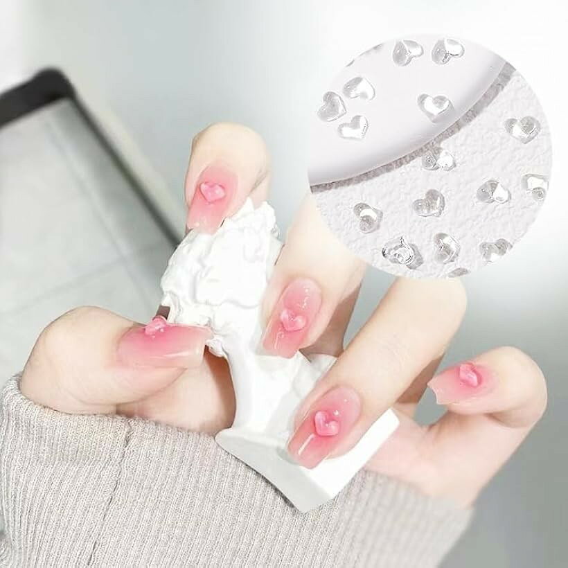 エムラインストアのネイルパーツ 3D ハート 透明 レジン 100個セット (A：4x6mm 100個セット)｜アングル2