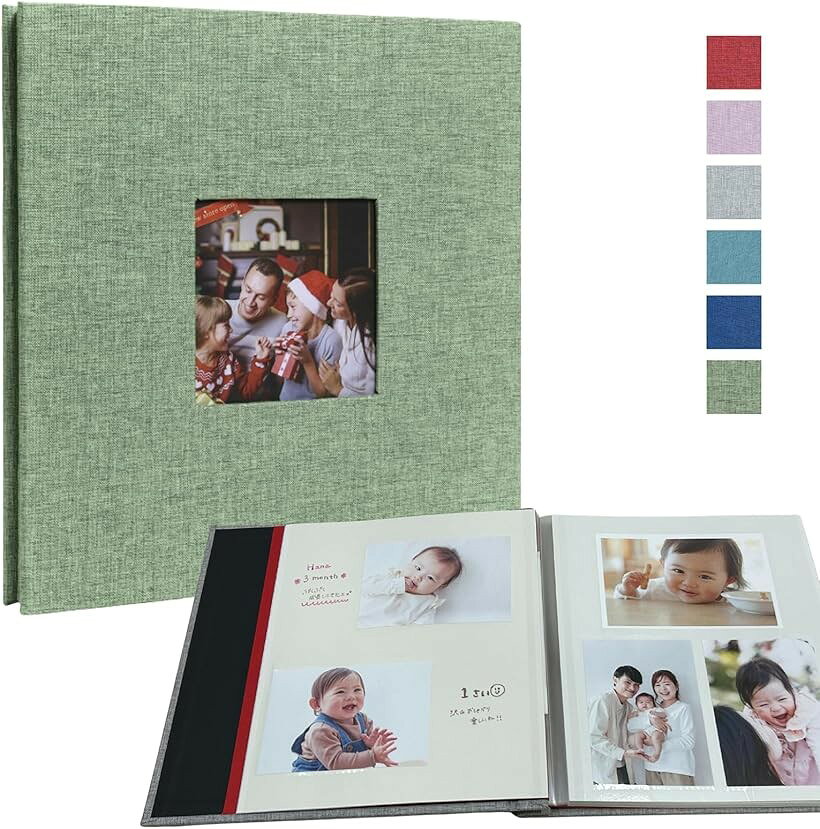 バリエーションコード : 2bukgkrgwl商品コード2bukgrnuu5商品名アルバム 大容量 20枚40ページ 貼るタイプ エコー写真 手作り チェキ スクラップブック 写真アルバムブランドNeutral Zenithカラーグリーン「手作りの楽しさ広がる」 貼るタイプのフォトアルバムで、写真やチェキを自由にレイアウトできます。スクラップブックとしても活用できるので、DIY感覚で写真の記録を残すことができます。結婚式や記念日の写真を手作りでまとめれば、世界にひとつだけの一冊になります。「子どもの成長を記録」 赤ちゃんやベビーの成長記録として、出産祝いのギフトや自宅用に使いやすいデザインです。子供の誕生から日々の出来事を記録でき、フォトアルバムとして家族の記憶を保管できます。一枚ずつ写真を貼ることで、ページに想いを込めた記録が残せます。「自由に作れる構成」 フリー台紙を採用しており、写真のサイズやレイアウトを自由に選べます。結婚祝いなどのプレゼントにも適しており、オリジナリティあふれる贈り物が作れます。ファイル式でページの差し替えがしやすく、アルバムの拡張にも対応できます。「シンプルで可愛い」 リネン素材の表紙は、シンプルながらも可愛い雰囲気でインテリアに馴染みます。DIYが好きな方にも喜ばれる作りで、表紙の質感と温かみが思い出を引き立てます。大容量タイプなのでたっぷり収納でき、見返す楽しみも広がります。「商品詳細」 仕様：貼るタイプ／フリー台紙式　容量：大容量（約100～200枚収納可能）　台紙枚数：20枚40ページ　カラー：ライトブルー / レッド / ピンク / グリーン / グレー / ブルー　サイズ：27cmx28cmx2.6cm　素材：表紙 リネン／中面 クラフト紙＋台紙 対応用途：写真アルバム、エコー写真、スクラップブック、チェキ保存、結婚祝い、出産祝い、記念日など※ 他ネットショップでも併売しているため、ご注文後に在庫切れとなる場合があります。予めご了承ください。※ 品薄または希少等の理由により、参考価格よりも高い価格で販売されている場合があります。ご注文の際には必ず販売価格をご確認ください。※ 沖縄県、離島または一部地域の場合、別途送料の負担をお願いする場合があります。予めご了承ください。※ お使いのモニタにより写真の色が実際の商品の色と異なる場合や、イメージに差異が生じることがあります。予めご了承ください。※ 商品の詳細（カラー・数量・サイズ 等）については、ページ内の商品説明をご確認のうえ、ご注文ください。※ モバイル版・スマホ版ページでは、お使いの端末によっては一部の情報が表示されないことがあります。すべての記載情報をご確認するには、PC版ページをご覧ください。