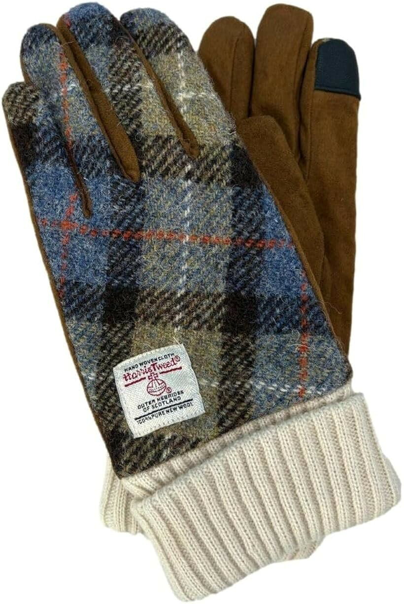 バリエーションコード : 2bupt84lp9商品コード2bupt93rvh商品名ハリスツイード Harris Tweed レディース 手袋 スマホ対応 ニットカフスイビーブランドnature et evoluerカラーブルーサイズ等21cm※ 他ネットショップでも併売しているため、ご注文後に在庫切れとなる場合があります。予めご了承ください。※ 品薄または希少等の理由により、参考価格よりも高い価格で販売されている場合があります。ご注文の際には必ず販売価格をご確認ください。※ 沖縄県、離島または一部地域の場合、別途送料の負担をお願いする場合があります。予めご了承ください。※ お使いのモニタにより写真の色が実際の商品の色と異なる場合や、イメージに差異が生じることがあります。予めご了承ください。※ 商品の詳細（カラー・数量・サイズ 等）については、ページ内の商品説明をご確認のうえ、ご注文ください。※ モバイル版・スマホ版ページでは、お使いの端末によっては一部の情報が表示されないことがあります。すべての記載情報をご確認するには、PC版ページをご覧ください。＊ハリスツイード（Harris Tweed）とフェイクスエードのおしゃれな手袋＊英国の伝統あるツィードミルの中でも他の追随を許さないHARRIS TWEED社＊長年にわたり世界中の人々に 愛され続けているそのツィード生地の風合い・カラーリングの良さは格別＊親指と人差し指は、掌側をスマホ対応生地を使用している為、手袋を着用したまま快適にスマホ操作が可能＊カフスは伸縮性の良いリブニットで冷たい空気もシャットアウト＊裏地にソフトな風合いのボア生地を使用し、温かさ〇