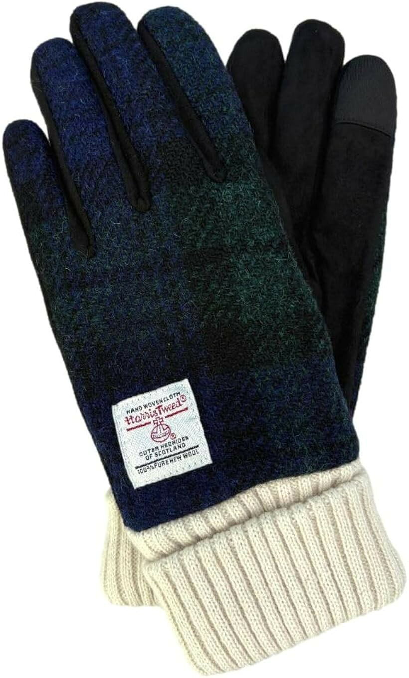 バリエーションコード : 2bupt84lp9商品コード2bupt2th1t商品名ハリスツイード Harris Tweed レディース 手袋 スマホ対応 ニットカフスイビーブランドnature et evoluerカラーブラックウォッチサイズ等21cm※ 他ネットショップでも併売しているため、ご注文後に在庫切れとなる場合があります。予めご了承ください。※ 品薄または希少等の理由により、参考価格よりも高い価格で販売されている場合があります。ご注文の際には必ず販売価格をご確認ください。※ 沖縄県、離島または一部地域の場合、別途送料の負担をお願いする場合があります。予めご了承ください。※ お使いのモニタにより写真の色が実際の商品の色と異なる場合や、イメージに差異が生じることがあります。予めご了承ください。※ 商品の詳細（カラー・数量・サイズ 等）については、ページ内の商品説明をご確認のうえ、ご注文ください。※ モバイル版・スマホ版ページでは、お使いの端末によっては一部の情報が表示されないことがあります。すべての記載情報をご確認するには、PC版ページをご覧ください。＊ハリスツイード（Harris Tweed）とフェイクスエードのおしゃれな手袋＊英国の伝統あるツィードミルの中でも他の追随を許さないHARRIS TWEED社＊長年にわたり世界中の人々に 愛され続けているそのツィード生地の風合い・カラーリングの良さは格別＊親指と人差し指は、掌側をスマホ対応生地を使用している為、手袋を着用したまま快適にスマホ操作が可能＊カフスは伸縮性の良いリブニットで冷たい空気もシャットアウト＊裏地にソフトな風合いのボア生地を使用し、温かさ〇