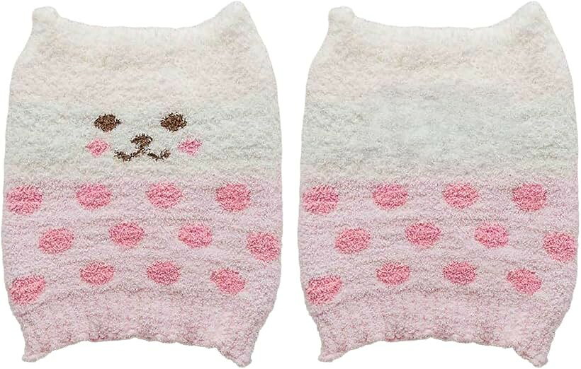 バリエーションコード : 2bupnnj13p商品コード2bupnnxx1c商品名愛犬のはらまき 腹巻 お腹の保護 あったか 小型犬 犬 オールシーズン 冷え対策 冷房対策 服 犬服 犬の服ブランドSaki＆Masaカラーピンクサイズ等M「商品特徴」愛犬のお腹を優しく守る、子犬をデザインした可愛らしい犬用腹巻（はらまき）です。ファッション性と機能性を兼ね備え、オールシーズンで愛用できます。x「春・夏」：クーラーの効いた室内での冷房対策、お散歩中の急な気温変化からお腹の冷えを防ぎます。「秋・冬」：寒い季節の防寒対策、体温調節が苦手な老犬や子犬の冷え防止に役立ち、じんわりと温めます。「術後の保護やお腹のカバーにも 」お腹周りを広範囲にカバーするため、術後の傷口保護や、皮膚病などでお腹を舐めてしまうのを防ぐ保護服としても活躍します。「柔らかな素材と快適な着心地 」柔らかく伸縮性のある素材を使用しているため、締め付けすぎず、愛犬の動きを妨げません。着脱も簡単で、お留守番中や就寝時にもストレスなく着用できます。「注意点」体型、毛量、毛質などによって腹巻きがズレ落ちやすい子もいます。腹巻きを着用して活発に動いたり遊んだりするとズレ落ちることがあります。＊ご購入前に必ずサイズをご確認ください。「商品詳細」 カラー: ピンク.ブル－ サイズ：S.M　（サイズ表をご確認ください） 素材: 綿、ポリエステルなど 対象犬種: 小型犬 用途: 冷え対策、冷房対策、防寒、術後服、お腹保護、犬服 ＊モニターの環境により、色の見え方に若干差が生じる場合がございます。※ 他ネットショップでも併売しているため、ご注文後に在庫切れとなる場合があります。予めご了承ください。※ 品薄または希少等の理由により、参考価格よりも高い価格で販売されている場合があります。ご注文の際には必ず販売価格をご確認ください。※ 沖縄県、離島または一部地域の場合、別途送料の負担をお願いする場合があります。予めご了承ください。※ お使いのモニタにより写真の色が実際の商品の色と異なる場合や、イメージに差異が生じることがあります。予めご了承ください。※ 商品の詳細（カラー・数量・サイズ 等）については、ページ内の商品説明をご確認のうえ、ご注文ください。※ モバイル版・スマホ版ページでは、お使いの端末によっては一部の情報が表示されないことがあります。すべての記載情報をご確認するには、PC版ページをご覧ください。