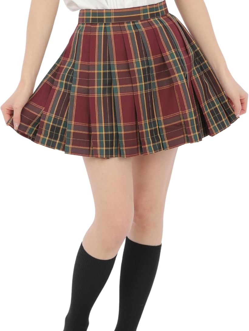 バリエーションコード : 2buifc1k5j商品コード2brhvyykgs商品名スクールスカート チェック ミニ 36cm プリーツスカート 制服 学生 女子校生 e495ブランドEizaカラーマルーンサイズ等M女子高生の定番、チェック柄プリーツスカートです。折り目正しいプリーツラインとカラフルな格子柄が人気です。スカート丈は36cm。絶妙なバランスで可愛く見せる長さです。（モデルの女性は身長150cmですので画像をご確認下さい。）放課後や外出時等、必要であれば折り曲げれば短くする事が出来ますね。ポケットもついており、ウエストはアジャスター付きでサイズ調整が可能です。厚手のポリエステル素材で長年お使い頂けますので制服の予備、気分を変えてコーディネート用にもお使い頂けます。又、卒業後に高校時代の気分を楽しむ方にもお勧めです。実用的かつカラフルなデザインも綺麗です。制服コーデはスクールセーターやネクタイ等で楽しめますが特に夏の時期はトップが半袖シャツとネクタイの小物等で限られてくるのでボトムス（スクールスカート）の柄を変えることでお洒落の幅が広がります。卒業後もカジュアルな着こなしや制服ディズニーやコスプレ、イベント等にもお使い頂けますよ。サイズ：S、M、L、XL / S：総丈 36cm ウエスト 59～64cm / M：総丈 36cm ウエスト 62～67cm / L：総丈 36cm ウエスト 66～71cm / XL：総丈 36cm ウエスト 70～75cm サイドポケットあり。ウエストはアジェスター調整可能。内側にファスナーあり。プリーツを保つためにスカートに横糸が入っておりますのでハサミで切って抜いてください。長持ちさせる為に・洗濯：手洗い推奨 ・乾燥方法：日陰でつり干し（乾燥機は不可） ・アイロン：テカリ防止の為あて布をして中温度にて。※ 他ネットショップでも併売しているため、ご注文後に在庫切れとなる場合があります。予めご了承ください。※ 品薄または希少等の理由により、参考価格よりも高い価格で販売されている場合があります。ご注文の際には必ず販売価格をご確認ください。※ 沖縄県、離島または一部地域の場合、別途送料の負担をお願いする場合があります。予めご了承ください。※ お使いのモニタにより写真の色が実際の商品の色と異なる場合や、イメージに差異が生じることがあります。予めご了承ください。※ 商品の詳細（カラー・数量・サイズ 等）については、ページ内の商品説明をご確認のうえ、ご注文ください。※ モバイル版・スマホ版ページでは、お使いの端末によっては一部の情報が表示されないことがあります。すべての記載情報をご確認するには、PC版ページをご覧ください。