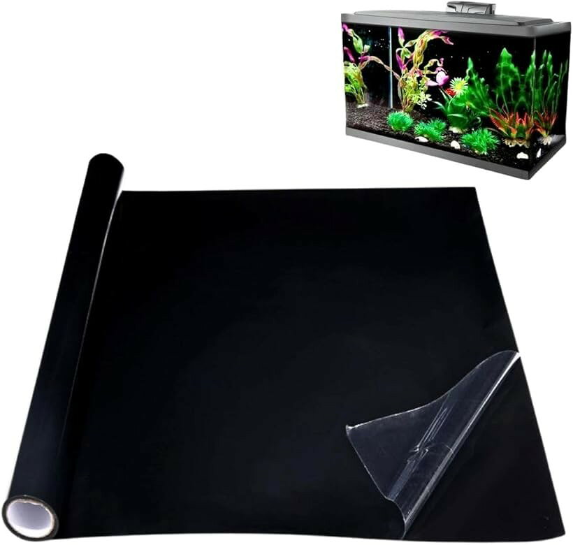 商品コード2brrl0nnfc商品名水槽 バックスクリーン 静電気吸着 背景シート 貼り付け簡単 接着剤不要 縦40 x 横200cmブランドSolvantaカラーブラック「視認性アップ」黒い背景が熱帯魚の色彩を際立たせ、美しい水景を演出します。観賞性が大幅に向上します。配線や機材の目隠し効果も抜群です。貼り直しが可能で、位置調整や交換も簡単です。「静電気吸着式」静電気で吸着するため、接着剤やテープ不要で手軽に設置可能です。誰でも簡単に貼り付け・剥がしができます。気泡も入りにくく、初心者でもきれいに貼ることができます。「高耐久PVC素材」無毒・無臭で破れにくい高品質PVC素材を使用。水や汚れも拭き取りやすく、長く清潔に使えます。「商品スペック」サイズ：縦40 x 横200cm、素材：PVC、厚み：約2mm、付属品：スキージx1＊お使いのモニター、撮影環境により画像と実際の商品との色味が異なる場合がございます。※ 他ネットショップでも併売しているため、ご注文後に在庫切れとなる場合があります。予めご了承ください。※ 品薄または希少等の理由により、参考価格よりも高い価格で販売されている場合があります。ご注文の際には必ず販売価格をご確認ください。※ 沖縄県、離島または一部地域の場合、別途送料の負担をお願いする場合があります。予めご了承ください。※ お使いのモニタにより写真の色が実際の商品の色と異なる場合や、イメージに差異が生じることがあります。予めご了承ください。※ 商品の詳細（カラー・数量・サイズ 等）については、ページ内の商品説明をご確認のうえ、ご注文ください。※ モバイル版・スマホ版ページでは、お使いの端末によっては一部の情報が表示されないことがあります。すべての記載情報をご確認するには、PC版ページをご覧ください。
