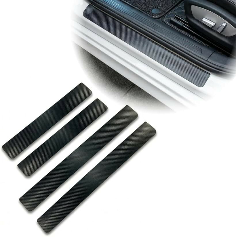 バリエーションコード : 2brluy4n9q商品コード2brluyvoi2商品名ドアステップガード マグネット式 車 サイド スカッフプレートブランドJP Numberカラーブラックサイズ等幅6.5cm「マグネットでピタッ」強力なマグネットを採用し、金属製のサイドステップに近づけるだけでピタッと吸着します。面倒な接着剤や工具は一切不要で、誰でも手軽に装着できるのが魅力です。位置がずれてしまっても何度でも貼り直しができるため、初めてドレスアップに挑戦する方にもおすすめのステップガードです。「水や汚れに強い」表面には防水加工が施されているため、雨の日の泥はねや飲みこぼしが付着しても、サッと水拭きするだけで綺麗な状態を取り戻せます。水分が染み込みにくく、優れた耐久性で劣化を抑えられるのも嬉しいポイント。日常のメンテナンスに手間がかからず、いつでも清潔な車内環境を維持できます。「幅広い車種に対応」セダンやSUV、コンパクトカーまで、車体側が鉄製であれば幅広い車種に装着可能な汎用性の高いアイテムです。専用品ではないため、将来的に別の車へ買い替えた際にも、そのまま新しい車へ付け替えて長く使い続けることができます。無駄な出費を抑えながら、スマートに車内空間を保護できます。「商品内容」パッケージ内容：スカッフプレート4枚セット　サイズ（約）：「幅4.5cm」59cmx4.5cmx2枚、39cmx4.5cmx2枚「幅6.5cm」59cmx6.5cmx2枚、39cmx6.5cmx2枚　主な材質：マグネット、カーボンファイバー素材　＊サイズ詳細は商品画像をご確認ください。※ 他ネットショップでも併売しているため、ご注文後に在庫切れとなる場合があります。予めご了承ください。※ 品薄または希少等の理由により、参考価格よりも高い価格で販売されている場合があります。ご注文の際には必ず販売価格をご確認ください。※ 沖縄県、離島または一部地域の場合、別途送料の負担をお願いする場合があります。予めご了承ください。※ お使いのモニタにより写真の色が実際の商品の色と異なる場合や、イメージに差異が生じることがあります。予めご了承ください。※ 商品の詳細（カラー・数量・サイズ 等）については、ページ内の商品説明をご確認のうえ、ご注文ください。※ モバイル版・スマホ版ページでは、お使いの端末によっては一部の情報が表示されないことがあります。すべての記載情報をご確認するには、PC版ページをご覧ください。