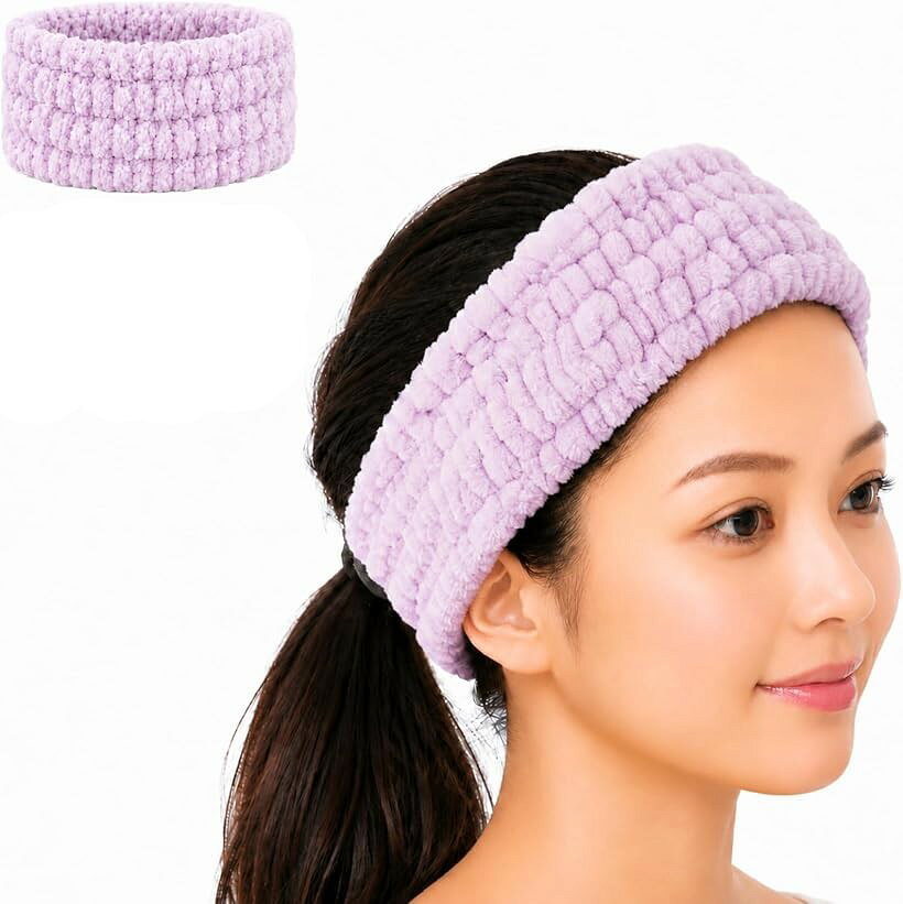 バリエーションコード : 2bkh69whcg商品コード2bkh6w1px0商品名ヘアバンド ターバン 洗顔 幅広 吸水速乾 レディース メンズ 風呂上がりブランドChicerカラーパープルサイズ等1枚セット「洗顔・スキンケア・お風呂上がりに」洗顔・クレンジング・スキンケア・お風呂上がりの髪の水分ケアをサポートします。前髪から横髪まで幅広くホールドしやすい設計で、手が濡れた状態でも着脱しやすいターバンタイプです。「高吸水マイクロファイバー素材」優れた吸水性・速乾性のマイクロファイバー生地を使用。タオル素材より素早く水分を吸収しやすく、使用後も乾きやすいため清潔に保ちやすい設計です。洗濯機洗い可能で繰り返し使用いただけます。「1.2枚入り・全5カラー展開」本商品は1枚セットか2枚セットです。カラーはグレー・パープル・ライトピンク・シャンパンカラー・ライトブルーの5色からお選びいただけます。モニター環境により実物と色味が異なって見える場合がございますのでご了承ください。「サイズ・重量」サイズ：約23x14cm・重量：約40g。フリーサイズで伸縮性があり、幅広い頭囲に対応しやすい設計です。ただし頭囲が極端に大きい方や小さいお子様には合わない場合がございます。必ずサイズをご確認の上ご購入ください。「こんな方に向いています／向いていない方について」洗顔・メイク・スポーツ・ヨガなど幅広いシーンで使用しやすいユニセックス設計です。なお本品はヘアドライを主目的としたタオルキャップではございません。髪全体を包んで乾かす用途には別途タオルキャップをお選びください。※ 他ネットショップでも併売しているため、ご注文後に在庫切れとなる場合があります。予めご了承ください。※ 品薄または希少等の理由により、参考価格よりも高い価格で販売されている場合があります。ご注文の際には必ず販売価格をご確認ください。※ 沖縄県、離島または一部地域の場合、別途送料の負担をお願いする場合があります。予めご了承ください。※ お使いのモニタにより写真の色が実際の商品の色と異なる場合や、イメージに差異が生じることがあります。予めご了承ください。※ 商品の詳細（カラー・数量・サイズ 等）については、ページ内の商品説明をご確認のうえ、ご注文ください。※ モバイル版・スマホ版ページでは、お使いの端末によっては一部の情報が表示されないことがあります。すべての記載情報をご確認するには、PC版ページをご覧ください。