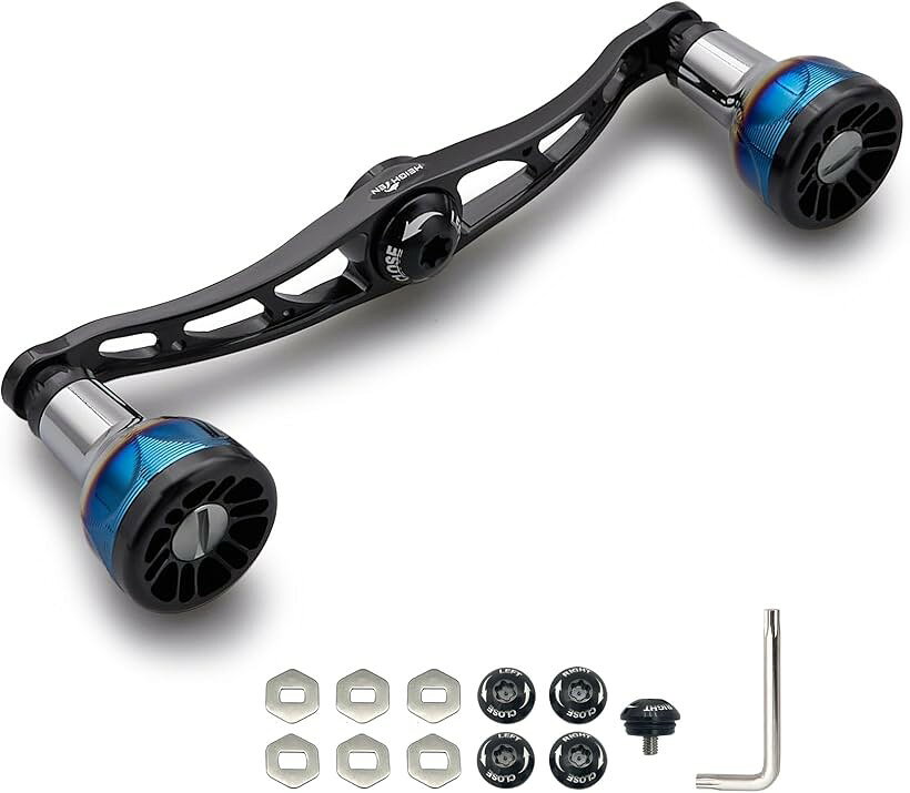 バリエーションコード : 2buyx8tg93商品コード2buyx8v2f2商品名V2.0 105/115/120mm ベイト リール ハンドル 24.5mm ノブ搭載 航空アルミ製 シマノ用 ダイワ用 アブガルシア用 通用 Engn seriesブランドHEIGHTENカラーブラックサイズ等V2.0 - 115mm「特徴」新型V2.0ノブ、全体面取り円滑化改良、軽量8.5g、握る感アップ。新型105mm/115mmハンドル強度高くて軽い。「サイズ」ノブ直径24.5mm、ハンドル軸心距離105mm/115mm 「総重」36.5g/38.5g「素材」70シリーズ航空アルミ。「適応機種」取付部4x7mm、5x8mmのDAIWA， SHIMANO， ABU GARCIAのベイトリールに適用。「付属品-105mm」4x7mmセンターナット2個、5x8mmセンターナット2個、DAIWA STEEZセンターナット1個、転換スリープ1個、レンチ1個。「付属品-115mm」4x7mmセンターナット2個、5x8mmセンターナット2個、DAIWA STEEZセンターナット1個、6角ワッシャー 6個(取付部4x7mm、5x8mm)、レンチ1個。※ 他ネットショップでも併売しているため、ご注文後に在庫切れとなる場合があります。予めご了承ください。※ 品薄または希少等の理由により、参考価格よりも高い価格で販売されている場合があります。ご注文の際には必ず販売価格をご確認ください。※ 沖縄県、離島または一部地域の場合、別途送料の負担をお願いする場合があります。予めご了承ください。※ お使いのモニタにより写真の色が実際の商品の色と異なる場合や、イメージに差異が生じることがあります。予めご了承ください。※ 商品の詳細（カラー・数量・サイズ 等）については、ページ内の商品説明をご確認のうえ、ご注文ください。※ モバイル版・スマホ版ページでは、お使いの端末によっては一部の情報が表示されないことがあります。すべての記載情報をご確認するには、PC版ページをご覧ください。