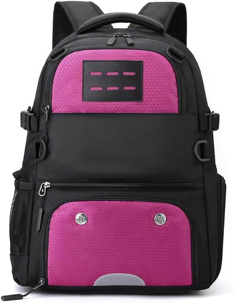 バリエーションコード : 2br04vq0td商品コード2br04v851p商品名バスケットボール リュック 子供用 ボール収納 独立シューズポケット 軽量ブランドFuji-cellarカラーローズピンクサイズ等45cm x 32cm x 18cm汚れを分離 - 外付けボールネット採用：砂や埃がつきやすいボールを、バッグ内部に入れず外側に固定。メイン収納の清潔さを保ちやすいため、練習後の着替えやタオルを分けて持ち運べます。ネットは不使用時にはバッグ本体へ収納可能で、移動時もスマートです。通気性を考慮 - 独立シューズポケット：バッグ底部に、最大約27.5cm（45号）までのシューズが収納可能な専用スペースを確保。あえて密閉しすぎない独立構造にすることで、使用後のシューズの湿気を逃がしやすく、他の荷物への汚れ移りにも配慮した設計です。納得の収納力 - 28Lの大容量設計：メイン収納には厚手のパーカー、水筒、ノート、着替えがまとめて収まるキャパシティ。必要な道具を一つにまとめられるため、両手が空きやすく、自転車移動や通学時のスムーズな移動をサポートします。高耐久素材 - 高密度ナイロンおよび撥水加工：摩耗に強く、地面に置いても傷つきにくい高密度な耐久素材を採用。表面には撥水加工を施しており、急な雨から大切な道具を守ります。部活動などのハードな使用シーンにも耐えうるタフな仕様です。身体にフィット - 負担を軽減するS字ストラップ：クッション性の高いS字型ショルダーストラップが肩のラインに馴染み、荷重を分散。背面パネルは通気性に優れた3Dメッシュ構造を採用し、長時間の移動でも蒸れにくく、快適な使い心地を追求しました。※ 他ネットショップでも併売しているため、ご注文後に在庫切れとなる場合があります。予めご了承ください。※ 品薄または希少等の理由により、参考価格よりも高い価格で販売されている場合があります。ご注文の際には必ず販売価格をご確認ください。※ 沖縄県、離島または一部地域の場合、別途送料の負担をお願いする場合があります。予めご了承ください。※ お使いのモニタにより写真の色が実際の商品の色と異なる場合や、イメージに差異が生じることがあります。予めご了承ください。※ 商品の詳細（カラー・数量・サイズ 等）については、ページ内の商品説明をご確認のうえ、ご注文ください。※ モバイル版・スマホ版ページでは、お使いの端末によっては一部の情報が表示されないことがあります。すべての記載情報をご確認するには、PC版ページをご覧ください。