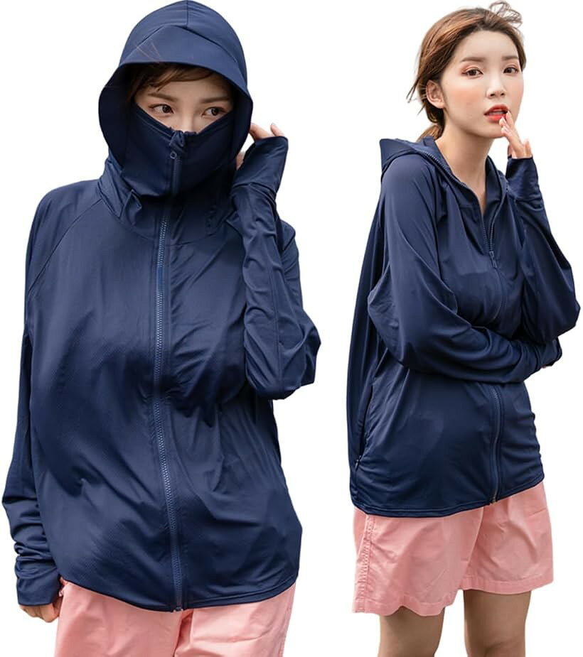 バリエーションコード : 2b4yf5pvyo商品コード2b4yfhcrkf商品名UVカット パーカー レディース ミドル丈 涼しい 冷感 トップス 日焼け止め ラッシュガード 水着 軽量 速乾 通気性 つば ジップ 日焼け防止 体型カバー 長袖ブランドZAIDEAカラーネイビーサイズ等LL色落ちや色移りがすることがございますので、他の物とわけて洗濯して下さい。プールなどで使用する場合は、使用前に必ず洗濯して下さい。新品のまま着用すると、色移りする可能性がございます。サイズ（4サイズ）：S/ M/ L/ LL（＊LL＝XLとなります）カラー（11色）：ホワイト、ブラック、ネイビー、グレー、パープル、ピンク、チェリーピンク、サックス、ブラウン、ベージュ、グリーンプールや海でも使える塩素対応です。海水浴、プール、ガーデニング、バーベキュー、ウォーキングなどアウトドアで紫外線から肌を守ります。ファスナーを口元まで上げることができ、フードも付いているので首周りの日焼け防止に効果があり、手の甲も日焼け防止が期待できます。ファスナー付きのサイドポケットなので安心です。薄手で速乾性のあるサラサラの着心地で快適に過ごせます。日常生活での日焼け対策や、ビーチやプールでの体型隠しにも使えます。※ 他ネットショップでも併売しているため、ご注文後に在庫切れとなる場合があります。予めご了承ください。※ 品薄または希少等の理由により、参考価格よりも高い価格で販売されている場合があります。ご注文の際には必ず販売価格をご確認ください。※ 沖縄県、離島または一部地域の場合、別途送料の負担をお願いする場合があります。予めご了承ください。※ お使いのモニタにより写真の色が実際の商品の色と異なる場合や、イメージに差異が生じることがあります。予めご了承ください。※ 商品の詳細（カラー・数量・サイズ 等）については、ページ内の商品説明をご確認のうえ、ご注文ください。※ モバイル版・スマホ版ページでは、お使いの端末によっては一部の情報が表示されないことがあります。すべての記載情報をご確認するには、PC版ページをご覧ください。
