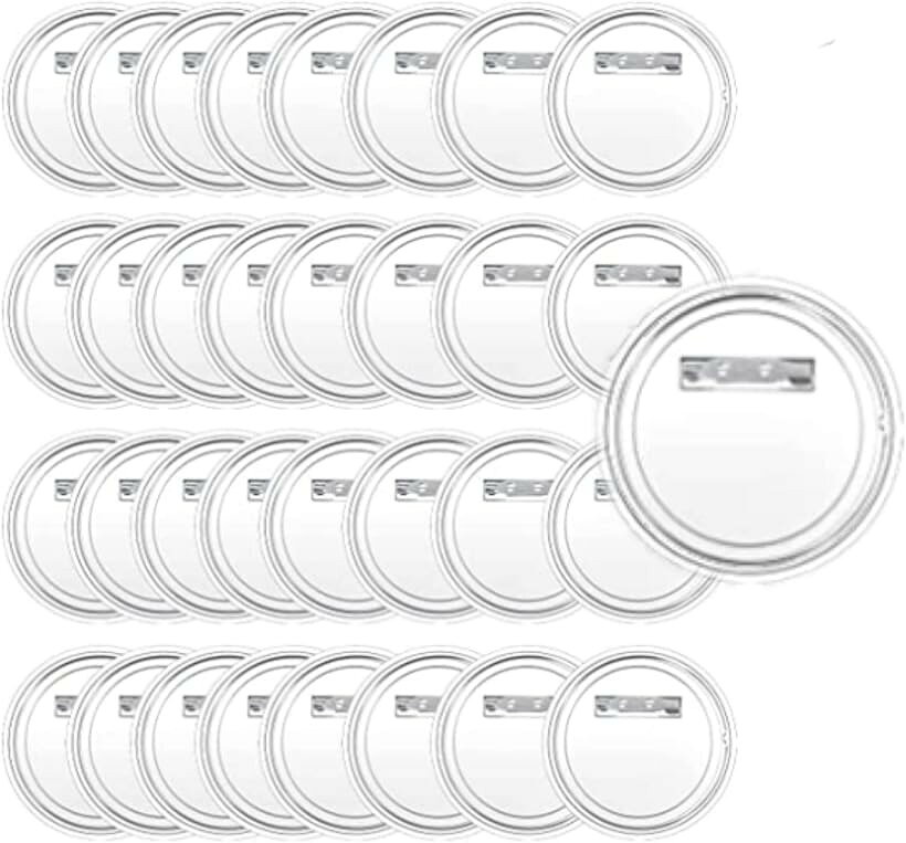 バリエーションコード : 2b91w94rt4商品コード2b953g4u8n商品名ボタンバッジ 33個セット 透明アクリル缶バッジ 丸型・安全ピン付き DIY・手作りボタンバッジ作成キットブランドAnopono簡単DIYでオリジナルバッジ作成 お気に入りのイラストや写真を使って、自分だけの缶バッジが作れる手作りキット。イベントやノベルティ、プレゼントにも最適なボタンバッジ 33個セットです。高品質アクリルで美しい仕上がり 透明アクリル素材がデザインを引き立て、ハンドメイドアクセサリーやピンバッジ素材としても活躍。安全ピンパーツ付きでしっかり固定 名札・識別バッジとしても使える安全ピン仕様。イベント用バッジやチームグッズにもぴったり。「 ハンドメイド初心者でも簡単に作れる。 デコレーションパーツを組み合わせて、自分好みのデザインに仕上げることができます。アクリルクラフトとしても楽しめる制作キットです。さまざまなシーンで大活躍 学園祭、イベント、企業PRなど幅広い用途に対応。グッズ制作キットとして、お店の販促品やプレゼントにも最適です。パッケージ内容: ピン付きアクリルバッジ 33個セット。形状 : 丸型 色 : 透明 素材:アクリル サイズ : 2.36インチ。※ 他ネットショップでも併売しているため、ご注文後に在庫切れとなる場合があります。予めご了承ください。※ 品薄または希少等の理由により、参考価格よりも高い価格で販売されている場合があります。ご注文の際には必ず販売価格をご確認ください。※ 沖縄県、離島または一部地域の場合、別途送料の負担をお願いする場合があります。予めご了承ください。※ お使いのモニタにより写真の色が実際の商品の色と異なる場合や、イメージに差異が生じることがあります。予めご了承ください。※ 商品の詳細（カラー・数量・サイズ 等）については、ページ内の商品説明をご確認のうえ、ご注文ください。※ モバイル版・スマホ版ページでは、お使いの端末によっては一部の情報が表示されないことがあります。すべての記載情報をご確認するには、PC版ページをご覧ください。「「お得なセット」安全ピン付きのボタンバッジ 33個セットです。「抜群な素材」缶バッチは透明で丈夫なアクリルを採用して、耐磨耗性があり、割れにくいです。中身が見えるので缶バッジが一目瞭然になり、綺麗に飾ることができます。「使用簡単」機械不要でボタンバッジを組み立てることができます。写真やロゴを二つの蓋の間に置いて、ボタンをしっかりと閉じて、最後にピンを強く引いて、閉じているかどうかを確認して完成です。「幅広い用途」ボタンをカスタマイズし、友人や同僚のためにメモリアルピンを作ることができます。DIY工芸品、学校プロジェクト、誕生日パーティーや結婚式の席札などに使うのもおすすめです。パッケージ内容: ピン付きアクリルバッジ 33個セット。各バッジキットのサイズは2.36インチです 仕様: 形状:丸型。色:透明。素材:丈夫なアクリル。サイズ:2.36インチ。