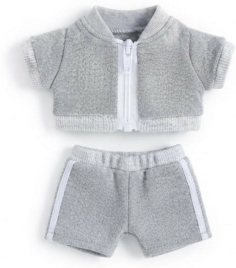 バリエーションコード : 2bkjiru36g商品コード2bkji3qd80商品名エレクトリックサーカス ぬい服 20cm ぬい服 かわいい ジャージ セットアップ 着せ替え ぬいぐるみ 服 推し活 グッズ ちびぬいブランドElectric Circusカラーグレー「20cm人形用のかわいいジャージ上下セット」「簡単脱着デザイン」容易に着せ替えができて無駄な手間のないスタイル・ぬい撮りや特別なイベントや撮影に適用ドールサイズ：約20cm人形（人形本体、小物、靴は含まれません）「カラー」ブラック、ホワイト、グレー「寸法」上着：長さ8cm、肩幅8.5cm、ズボン：7cm、ウエスト6cm「メイン素材」合繊※ 他ネットショップでも併売しているため、ご注文後に在庫切れとなる場合があります。予めご了承ください。※ 品薄または希少等の理由により、参考価格よりも高い価格で販売されている場合があります。ご注文の際には必ず販売価格をご確認ください。※ 沖縄県、離島または一部地域の場合、別途送料の負担をお願いする場合があります。予めご了承ください。※ お使いのモニタにより写真の色が実際の商品の色と異なる場合や、イメージに差異が生じることがあります。予めご了承ください。※ 商品の詳細（カラー・数量・サイズ 等）については、ページ内の商品説明をご確認のうえ、ご注文ください。※ モバイル版・スマホ版ページでは、お使いの端末によっては一部の情報が表示されないことがあります。すべての記載情報をご確認するには、PC版ページをご覧ください。