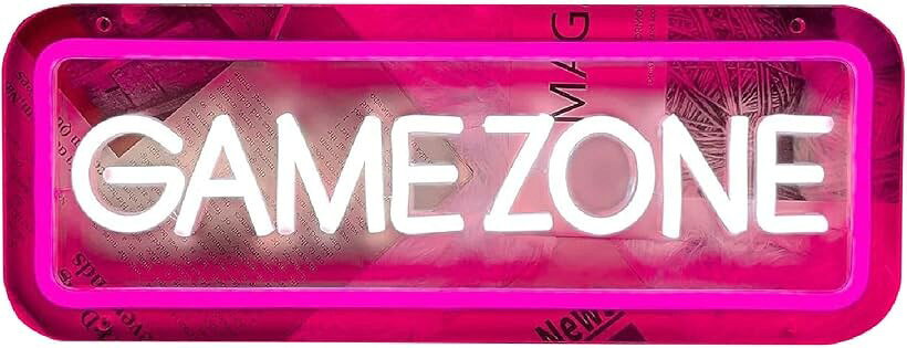 バリエーションコード : 2b9o9xs28w商品コード2bkh4i56pc商品名GAME ZONE サインランプ ゲーミングライト ゲーム部屋 ネオン管 ネオンサイン 壁掛けブランドBoonoカラーGAME ZONE ピンク「 GAME ZONE サインランプ」 「GAME ZONE サインランプ」で、プロフェッショナルでオシャレな雰囲気を自宅や店舗で実現。壁掛けタイプで、どんな場所にも簡単に設置可能です。オン・オフも簡単操作。明るさは10段階調整可能。「ネオンライト 壁掛け 」 ネオンライトの壁掛けで、理想のでゲーム空間を演出。ゲーム部屋はもちろん、仕事部屋、店舗の装飾に最適です。店舗のディスプレイや撮影用背景としてもおすすめです。「ゲームゾーン ライト」 シンプルでありながらインパクトのあるデザイン。LEDライトの輝きが、あなたのお部屋をの一気にゲーミング空間に引き上げます。より一層ゲームに没頭できることでしょう。「ネオンサイン ネオン管」 耐久性のあるネオン管風LEDを採用し、長寿命で省エネ設計。電源はUSB接続で、場所を選ばず使えるのもポイントです。「GAME ZONE サインランプ 仕様」 〇サイズ：幅40x高さ15x奥行1.5cm 〇付属品：壁掛け用フックx2個、壁吊り用チェーンx1本 〇USBケーブル長さ約1.9M（＊USB給電方式 、別途USB接続のコンセント口をご用意ください）＊モニターの環境により、色の見え方に若干差が生じる場合がございます。※ 他ネットショップでも併売しているため、ご注文後に在庫切れとなる場合があります。予めご了承ください。※ 品薄または希少等の理由により、参考価格よりも高い価格で販売されている場合があります。ご注文の際には必ず販売価格をご確認ください。※ 沖縄県、離島または一部地域の場合、別途送料の負担をお願いする場合があります。予めご了承ください。※ お使いのモニタにより写真の色が実際の商品の色と異なる場合や、イメージに差異が生じることがあります。予めご了承ください。※ 商品の詳細（カラー・数量・サイズ 等）については、ページ内の商品説明をご確認のうえ、ご注文ください。※ モバイル版・スマホ版ページでは、お使いの端末によっては一部の情報が表示されないことがあります。すべての記載情報をご確認するには、PC版ページをご覧ください。