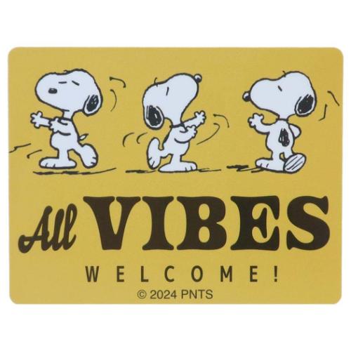 ダイカットシール スヌーピー キャラクターステッカー ダンス ピーナッツ スモールプラネット ダイカットビニールステッカー デコシール 耐水性 メール便可 マシュマロポップ