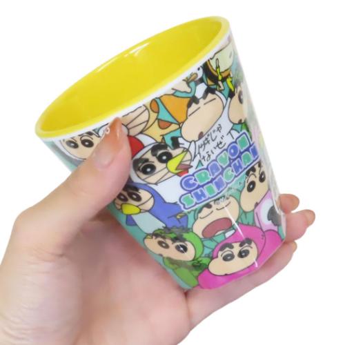 ガールズ雑貨通販マシュマロポップのメラミンコップ クレヨンしんちゃん メラミンカップ ぎゅうぎゅう 変身しんちゃん ティーズファクトリー こども 食器 アニメ マシュマロポップ｜アングル2