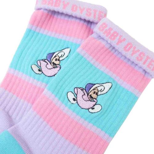 女性用靴下 ふしぎの国のアリス カラフルラインソックス レディース ヤングオイスター ひらり ディズニー スモールプラネット かわいい メール便可 マシュマロポップ