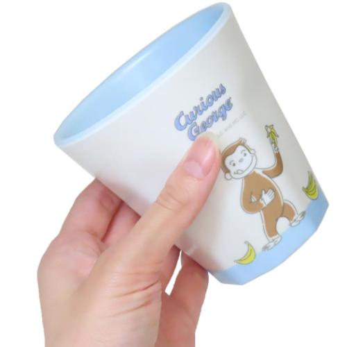 ガールズ雑貨通販マシュマロポップのメラミンコップ おさるのジョージ マットメラミンカップ 270ml ブルー ティーズファクトリー タンブラー プラスチック 食器 絵本 マシュマロポップ｜アングル2