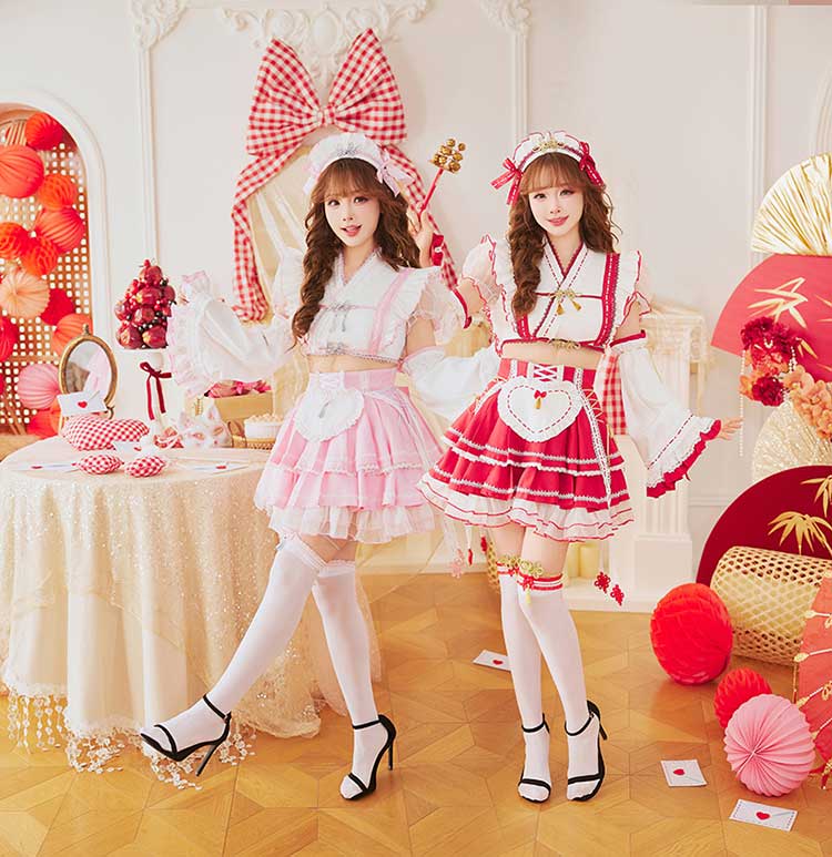 [正規品](即納)コスプレ 新年 巫女 メイド 家政婦 レッド ピンク セットアップ フリル フレアスリーブ ハート 可愛いコスプレ マリームーン Malymooon【CS25197】 2