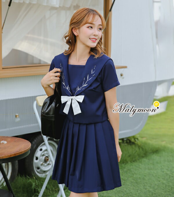 【取り寄せ】コスプレ 制服 女子高生 セーラー服 紺ネイビー 半袖 コスプレ 衣装 コスチューム 仮装 トップス JK コス かわいい 清楚 プリーツ スカート ネイビー リボン 可愛いコスプレ【6735】