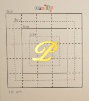 【スワロフスキー27個付イニシャルシール】（ソフトバンク　スマホ＆デコ電・ケース・カバー）大文字GD（小）P