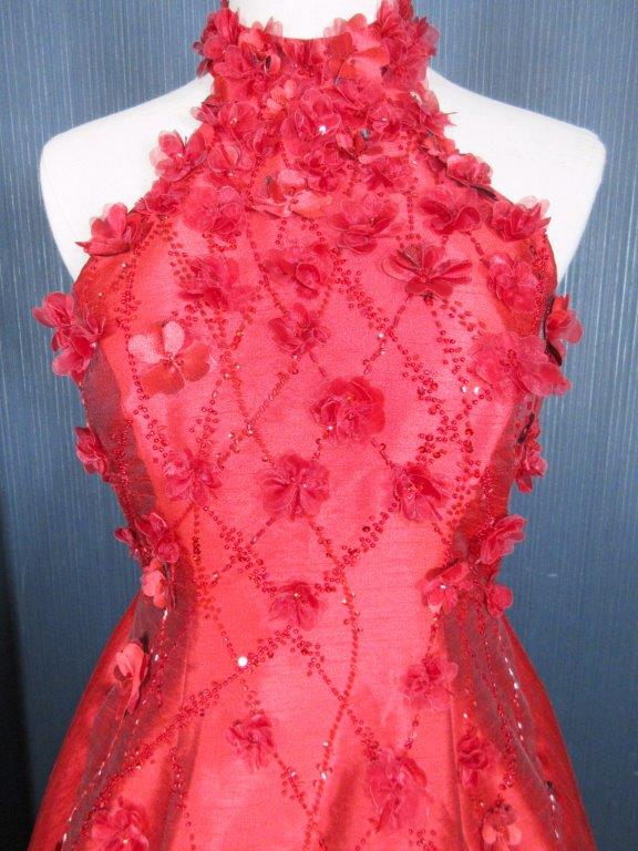 ウエディングドレスレンタル　No65　高級ウエディングドレスレンタル　レンタルウエディングドレス　レンタル　ウエディングドレス　レンタルタキシード　レンタルドレス　タキシード　試着　試着可能　試着OK　前撮り　2次会　貸衣装　カラードレス　レッド　ワインレッド