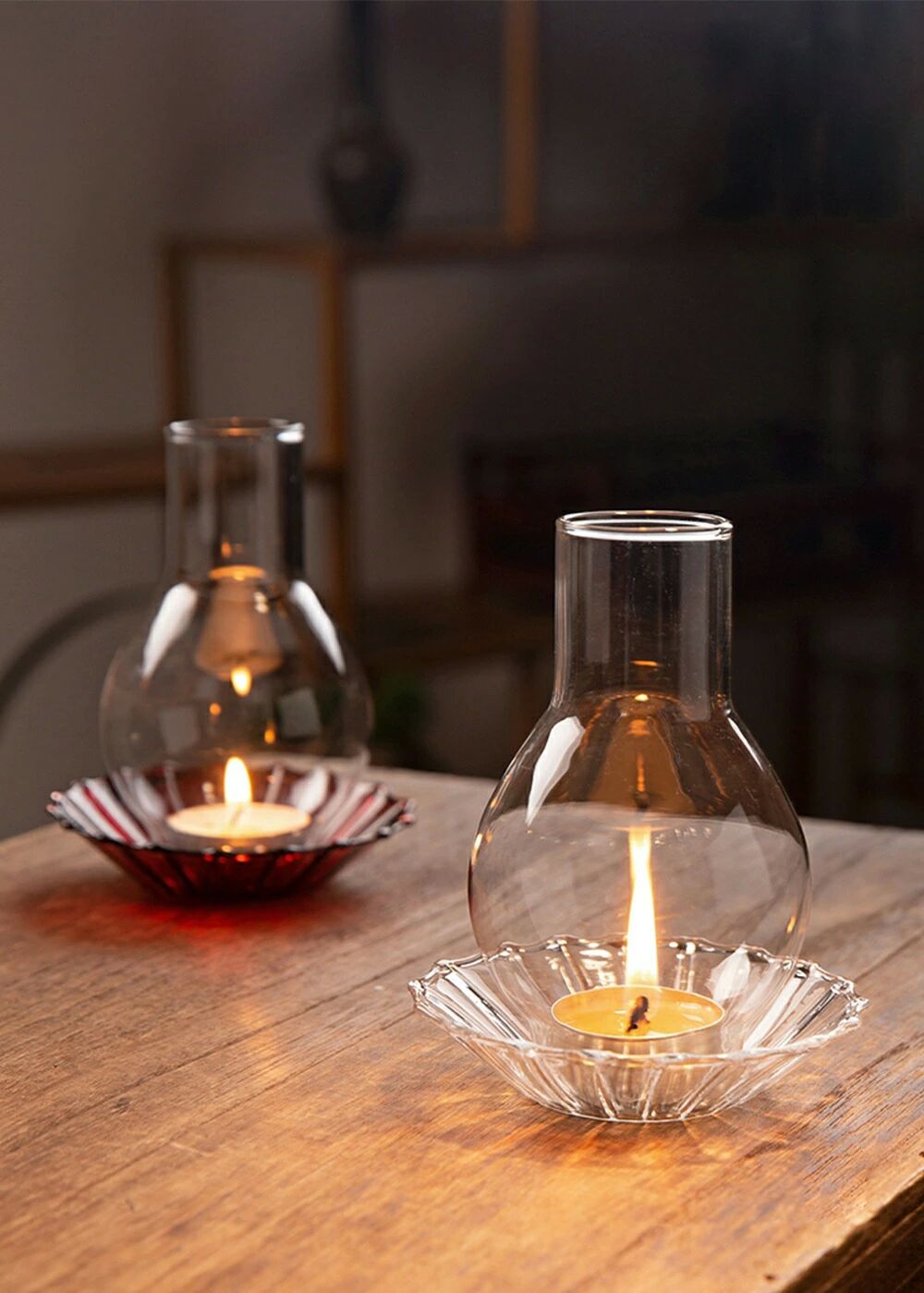 キャンドル立て キャンドルランプ アンティーク風 ロマンティック パーティー かわいい 燭台用品 ティーライトキャンドル用 ろうそく立て キャンドルランタン キャンドルホルダー 仏壇 ガラスキャンドルスタンド ガラス製 ロウ受 癒し空間作り スタンド 装飾