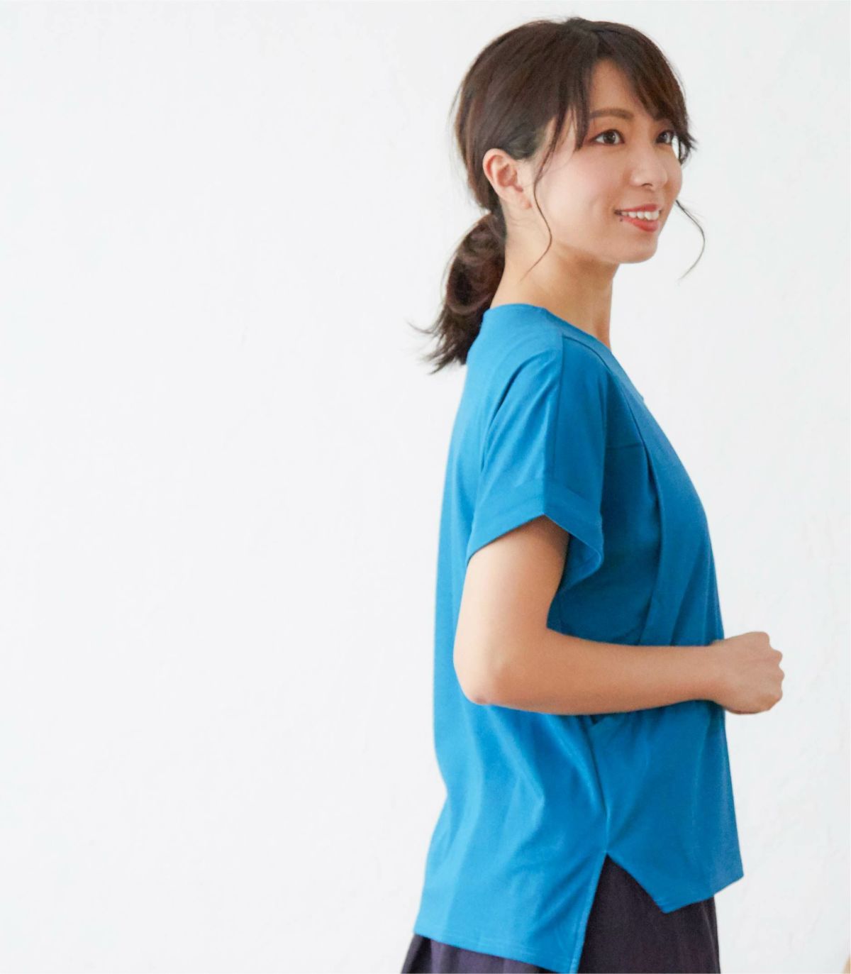 プレーリーVネック《授乳服 マタニティウェア Tシャツ 半袖 オーガニックコットン100% 綿100% サイドスリットタイプ授乳口 洗濯機OK 日本製 親子コーデ ギフト 春夏秋冬オールシーズン 出産祝い カジュアル授乳服 マタニティトップス》